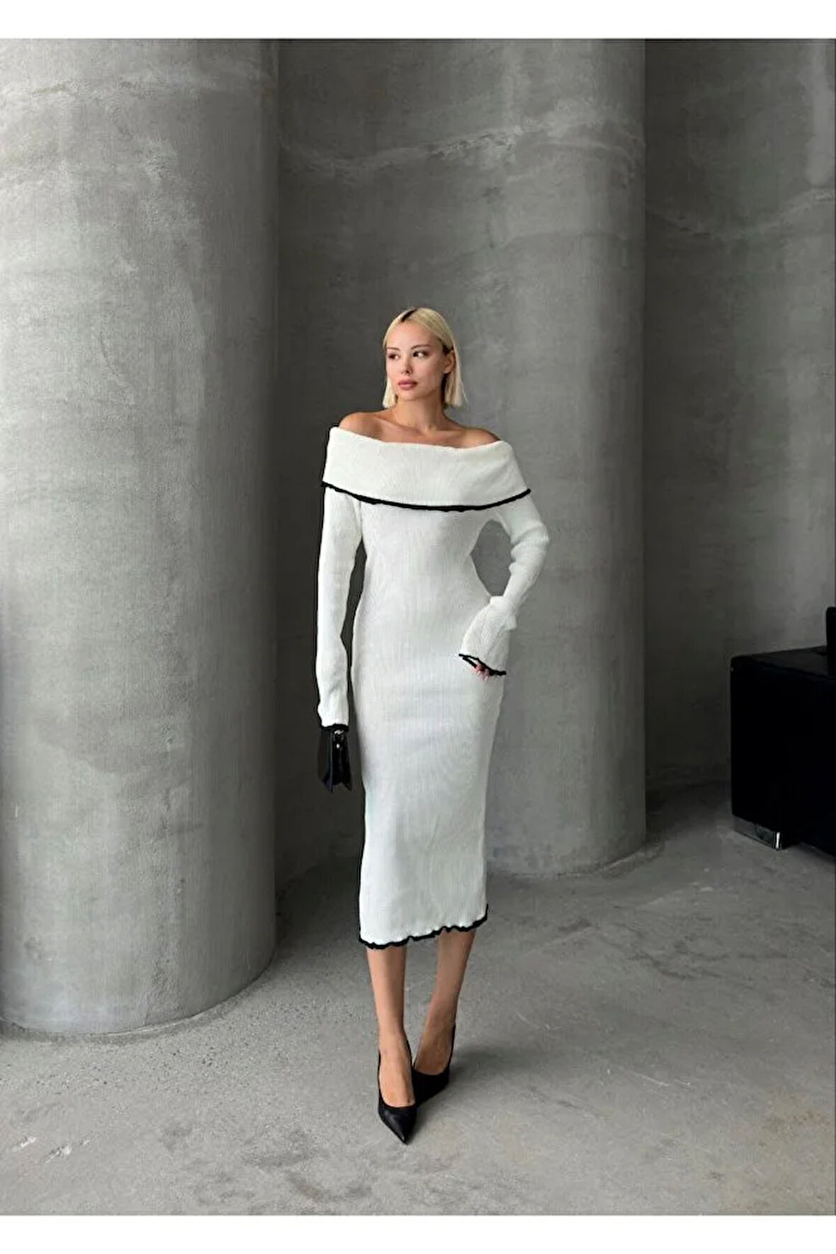 Madonna Yaka Kadın Triko Midi Elbise Ekru