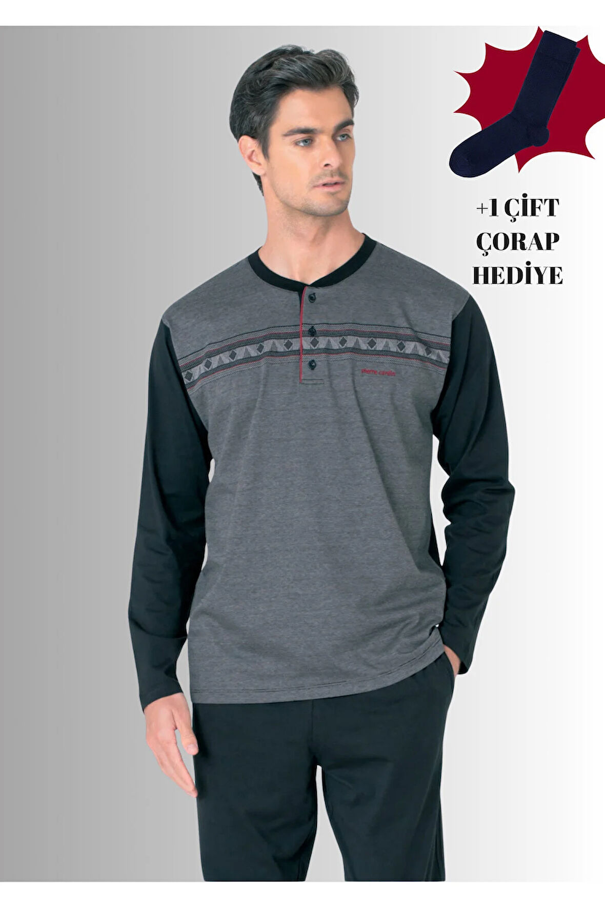 %100 Pamuklu Yarım Patlı Uzun Kol Düz Paça Jakarlı Pijama Takımı (Çorap Hediyeli)