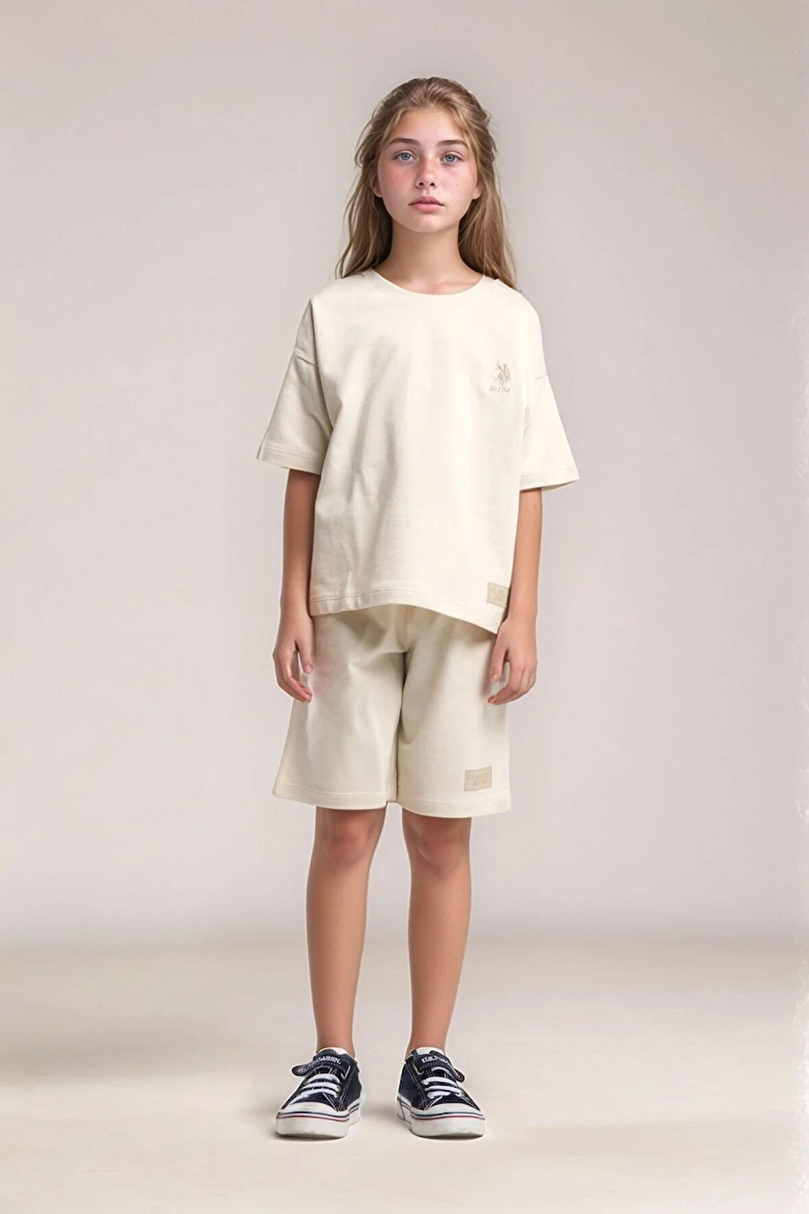 Kız Çocuk 2 İplik %100 Pamuklu Bisiklet Yaka T-shirt Bermuda Takım