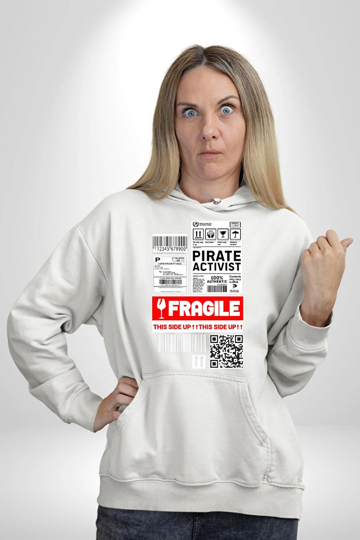 Korsan Aktivist Kırılgan İnsan Kargo Erkek Kadın Beyaz Dijital Baskılı Kapüşonlu Sweatshirt Hoodie