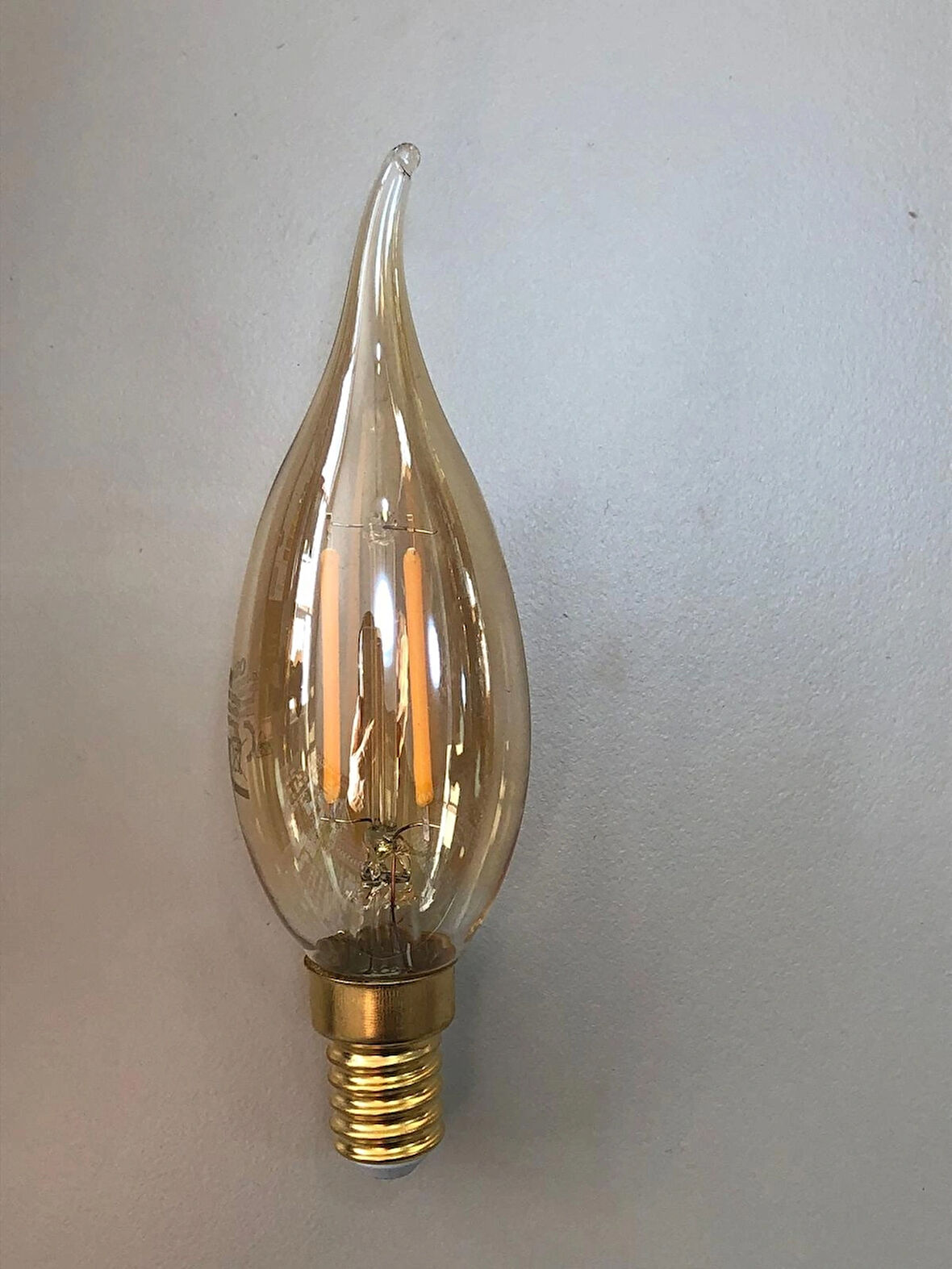 3 ADET OSRAM  2,5W=22W=220 LÜMEN  E14 RUSTİK KIVRIK LED BUJİ LAMBA