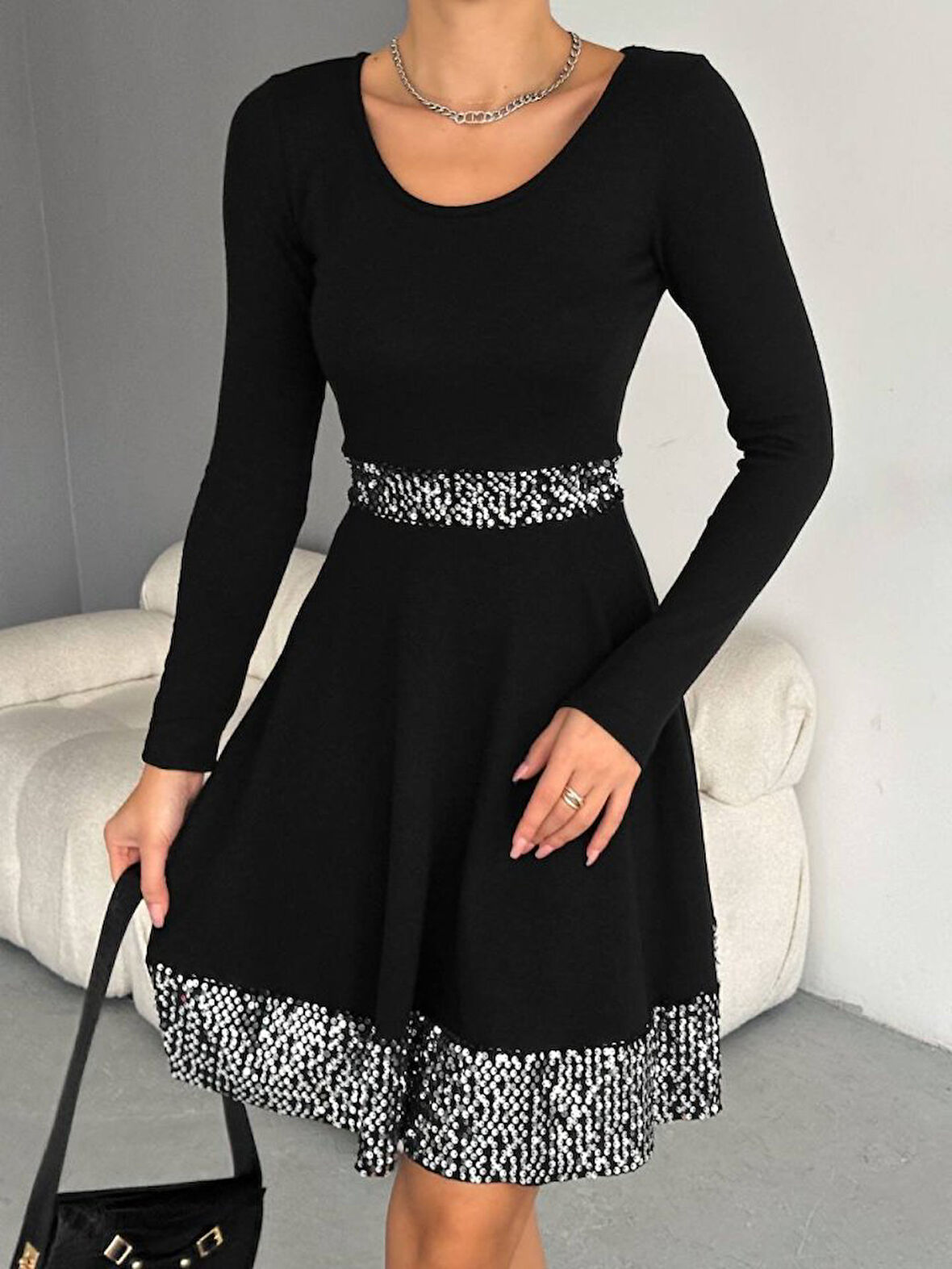 Reka Moda Kadın Bisiklet Yaka Beli Ve Eteği Pul Payet Detay Fırsat ürün Diz üstü Elbise