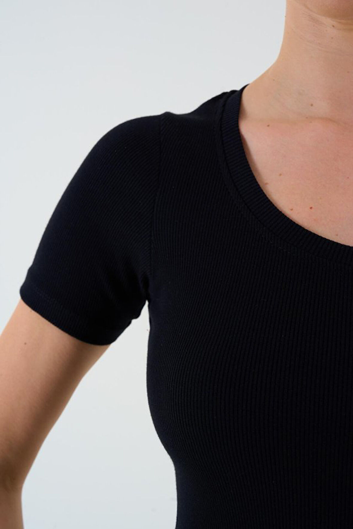 Reka Moda Kısa Kollu T-shirt - Siyah