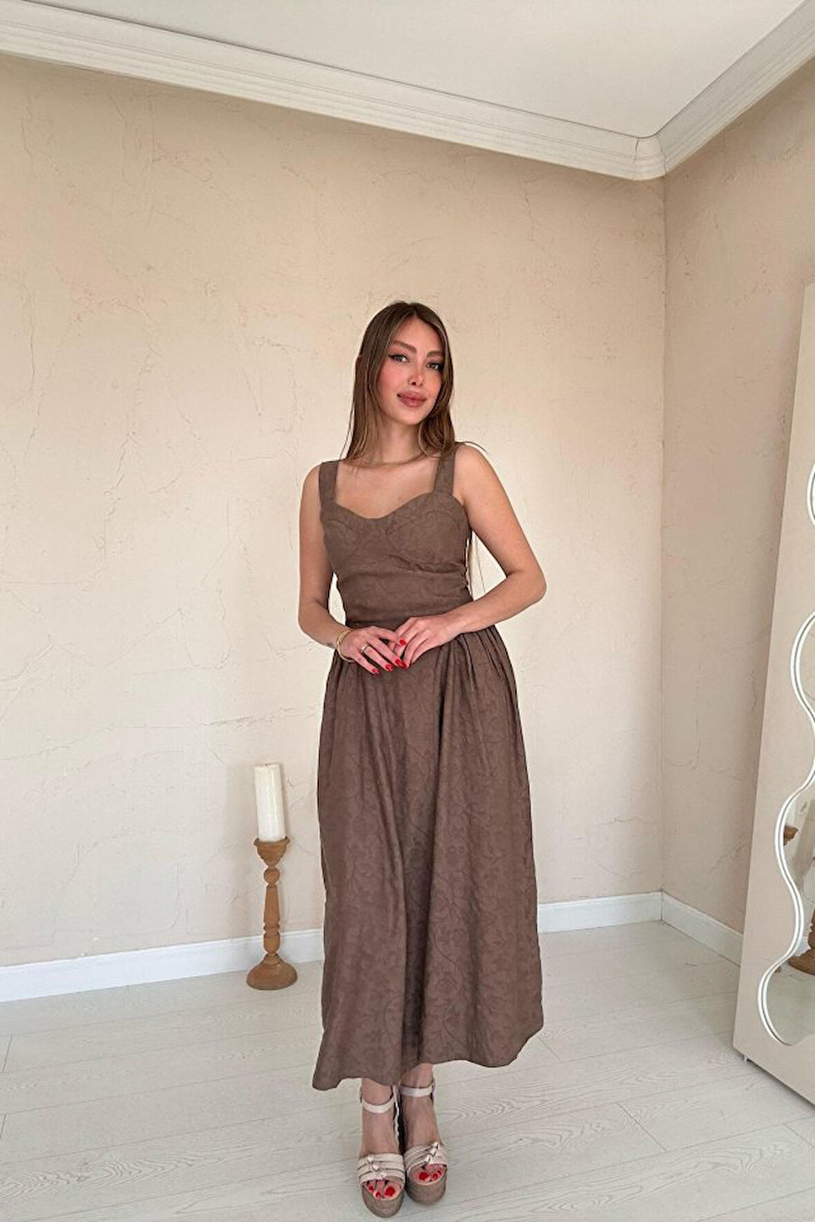 Reka Moda Vizon Yanları Büzgülü Göğüs Kuplu Elbise