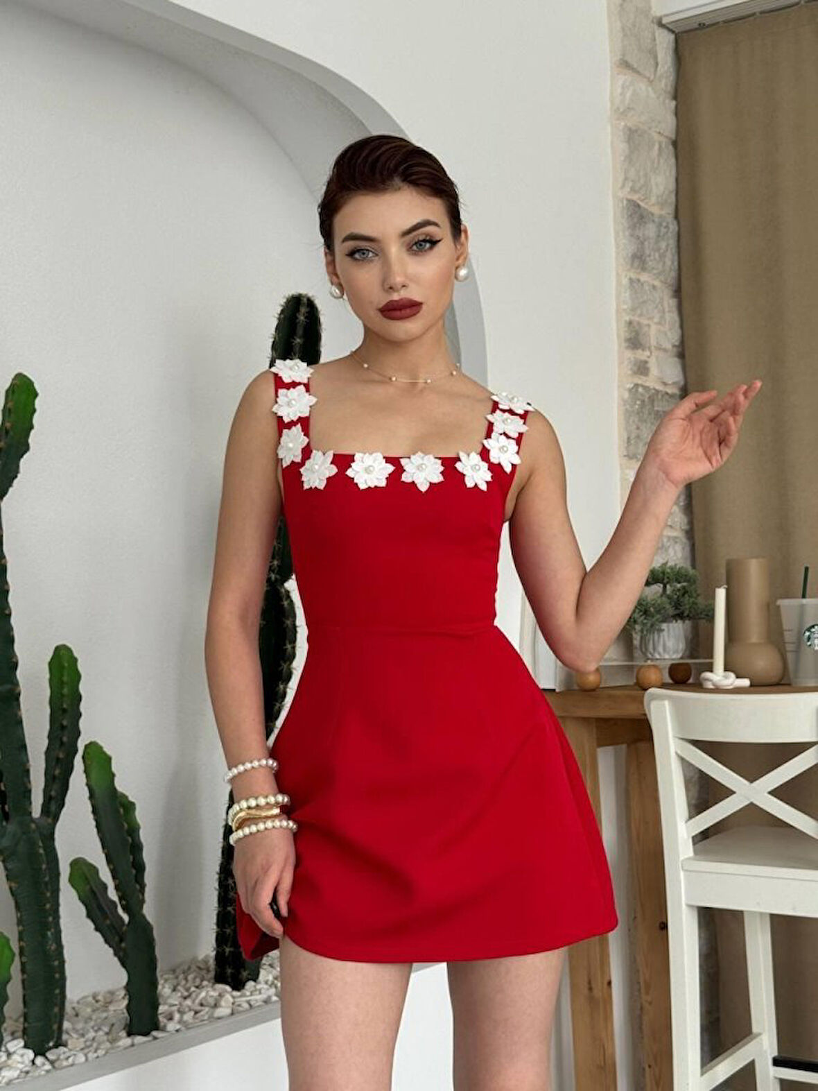 Reka Moda Alyosa Çiçek Detaylı Elbise