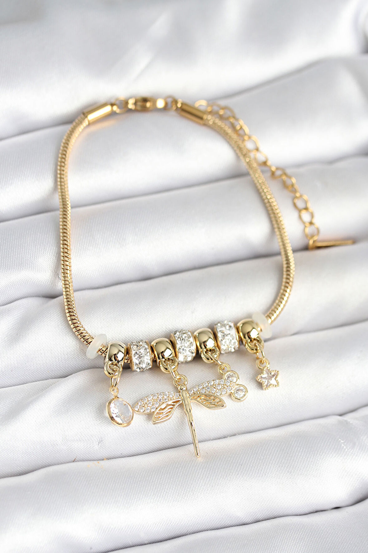 Reka Moda Pirinç Gold Renk Yusufçuk Charmlı Kadın Bileklik