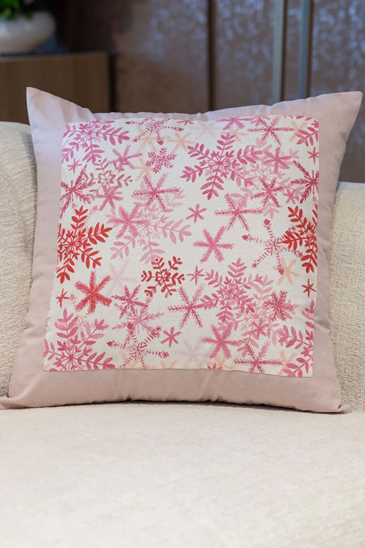 Pamuklu Runner ve Kırlent Kılıfı Seti (1 Adet Runner 55x165 cm; 2 Adet 50x50 cm Kırlent Kılıfı)