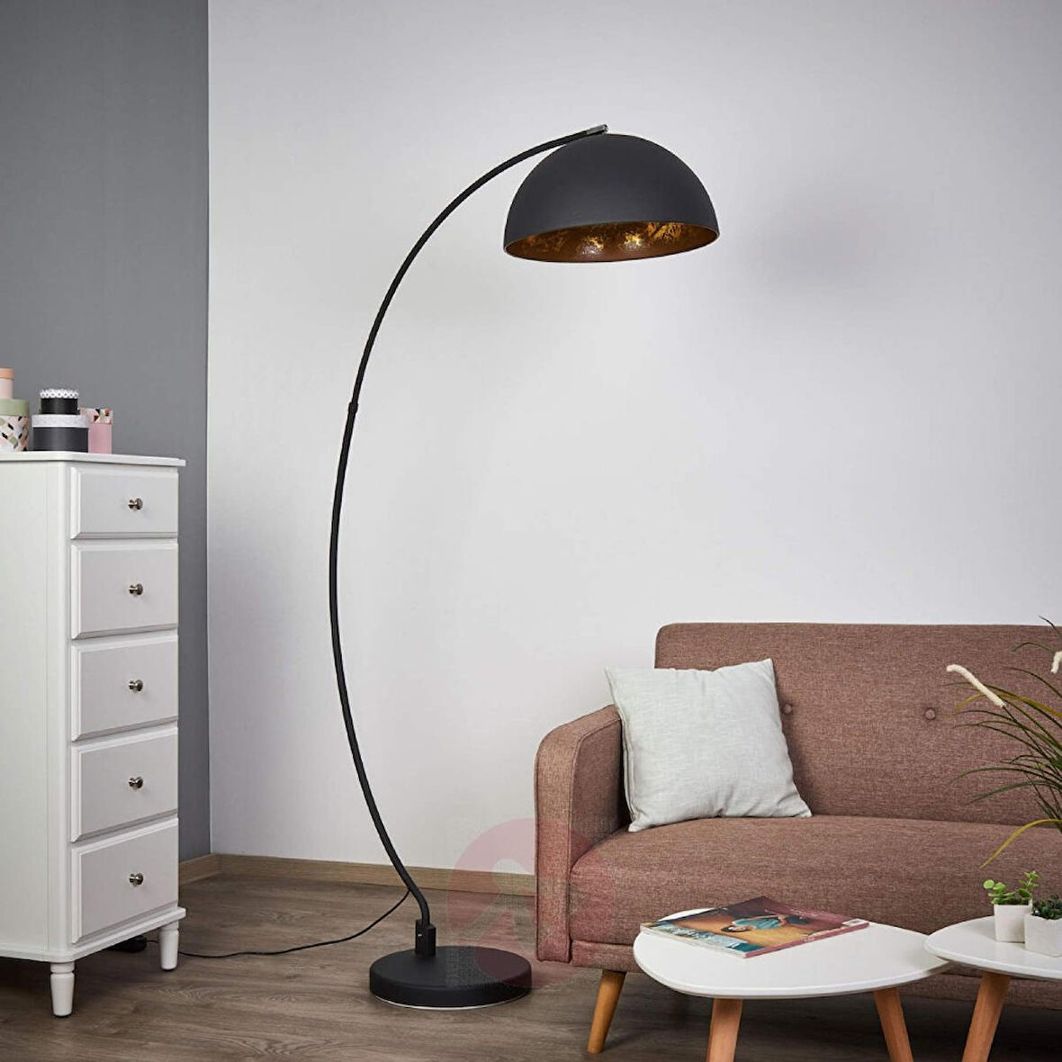 RİOLİGHT RETRO METAL LAMBADER KÖŞE LAMBASI ŞAPKA ÇAPI: 40CM