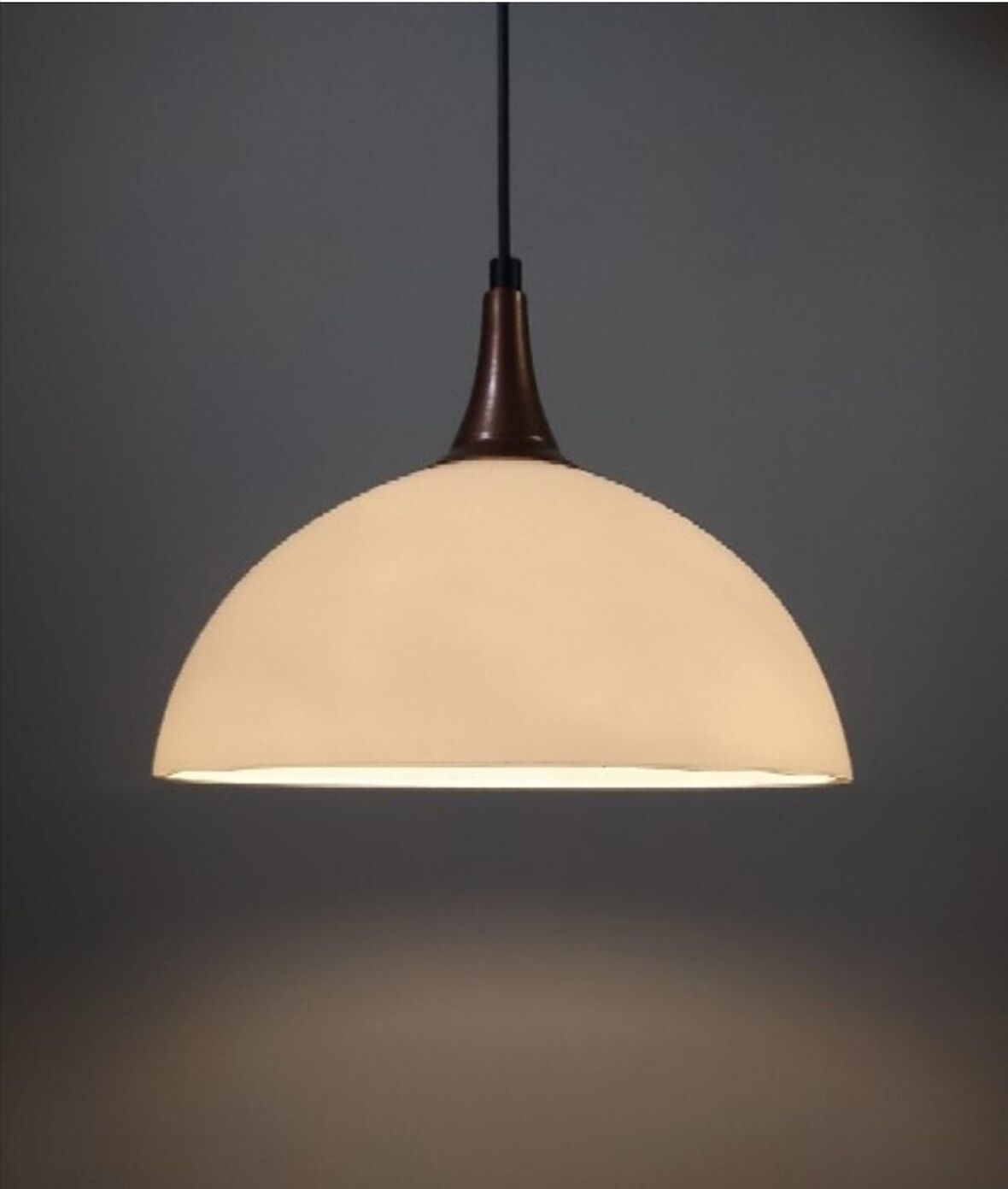 RİOLİGHT MODERN TEKLİ OPAL CAM SARKIT AVİZE ÇAP: 30CM
