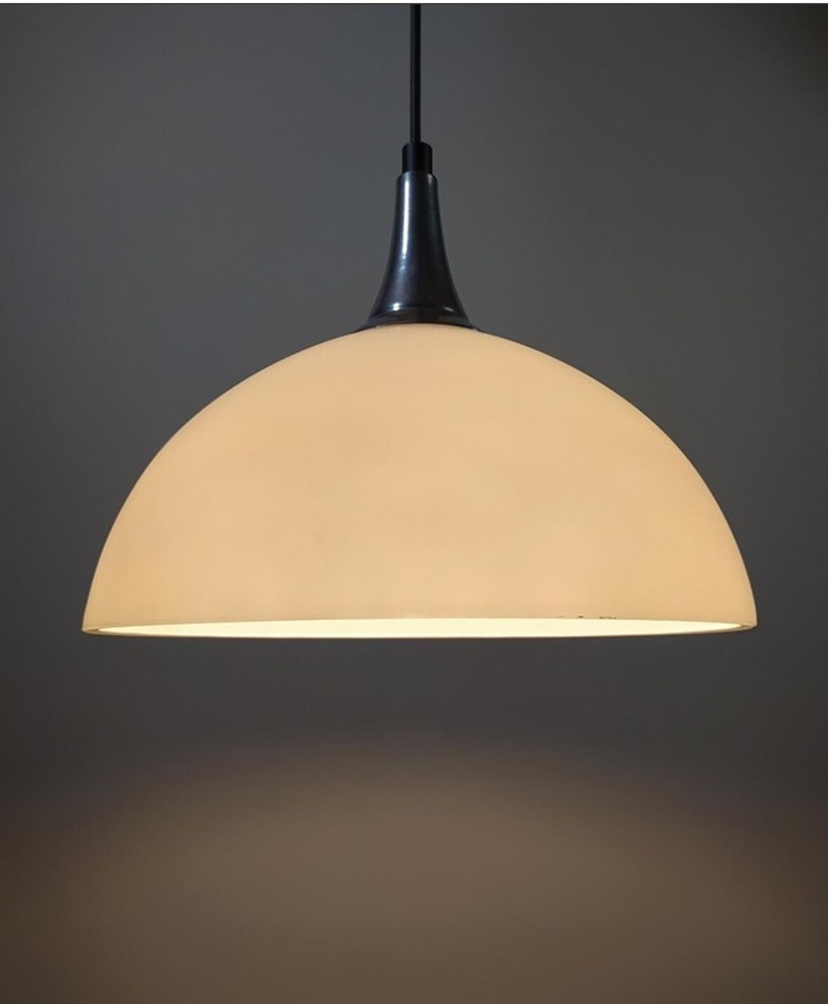 RİOLİGHT MODERN TEKLİ OPAL CAM SARKIT AVİZE ÇAP: 30CM