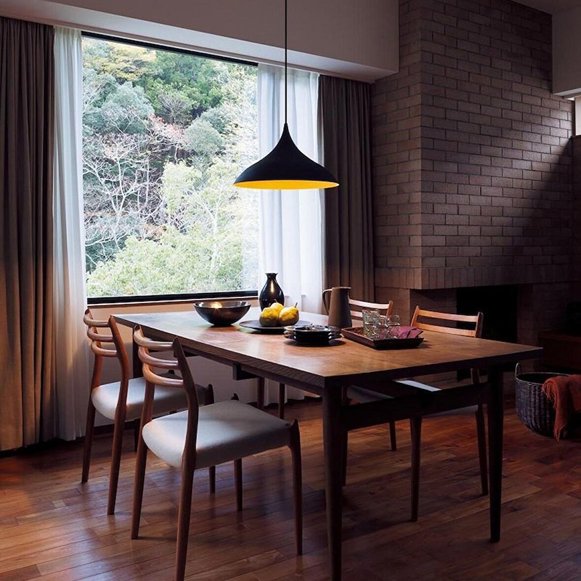 RİOLİGHT RETRO RUSTİK SİYAH İÇİ GOLD TEKLİ METAL MASA ÜSTÜ,CAFE İÇİN SARKIT AVİZE ÇAP:40CM