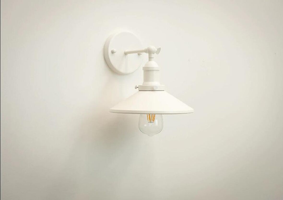 RİOLİGHT RETRO,RUSTİK,VİNTAGE BEYAZ 1XE27 DUYLU METAL DUVAR APLİK ŞAPKA ÇAPI:23CM