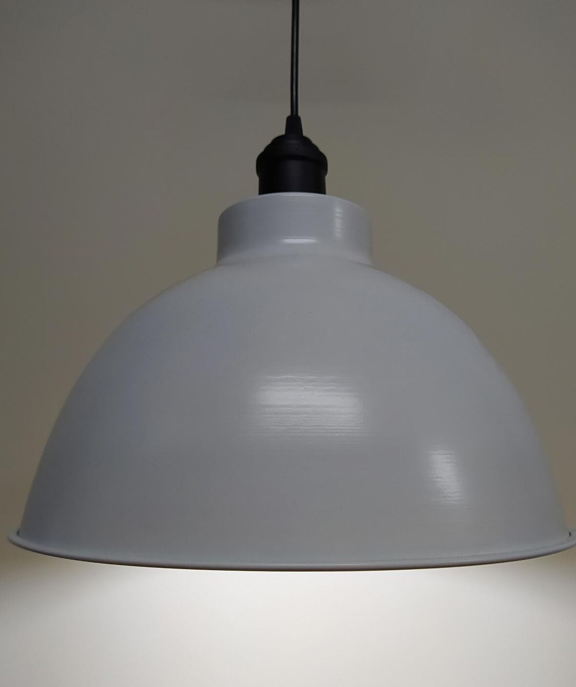 RİOLİGHT RETRO BEYAZ İÇİ ALTIN TEKLİ METAL SARKIT