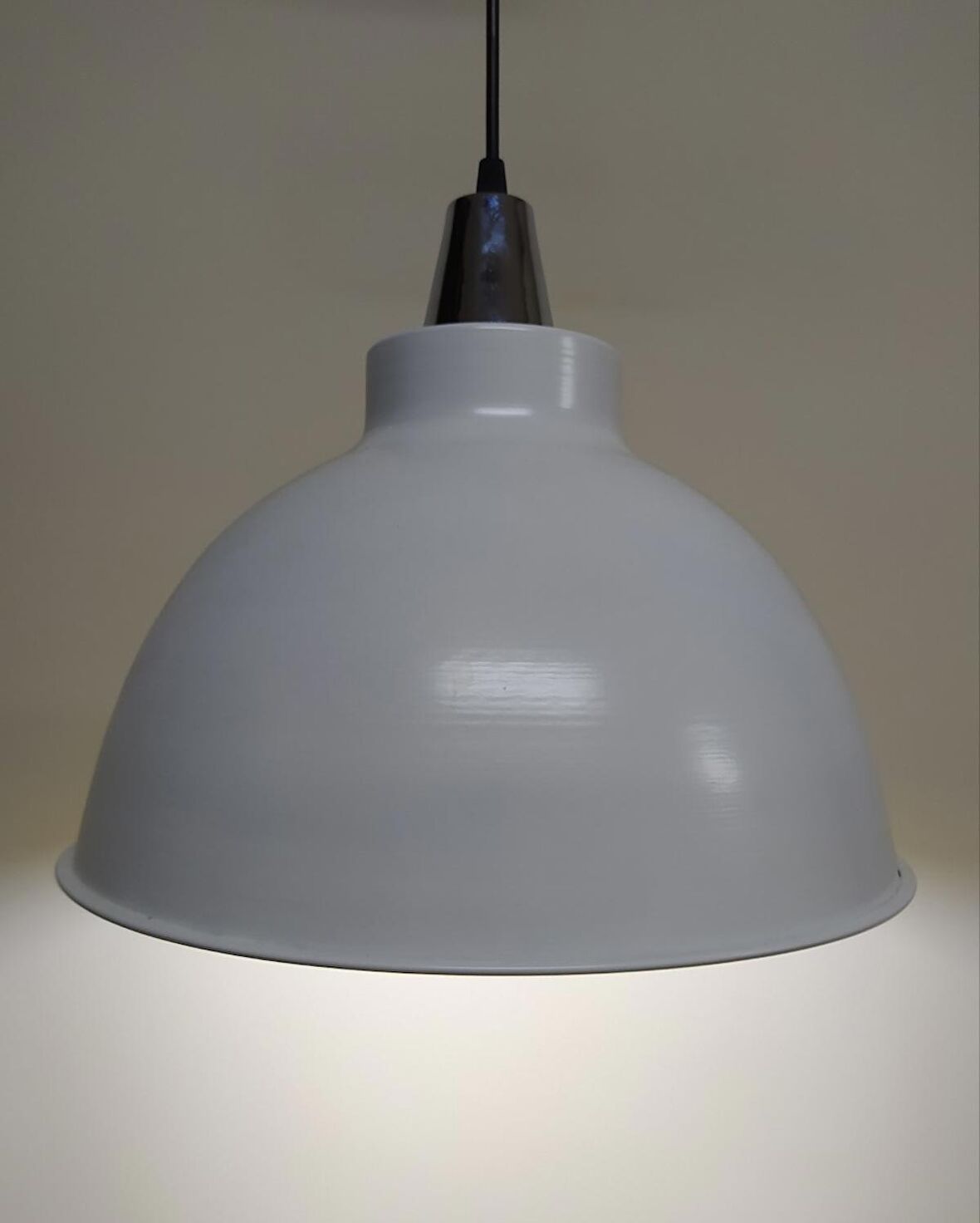 RİOLİGHT RETRO BEYAZ  İÇİ SARI KROM ASKILI TEKLİ METAL SARKIT