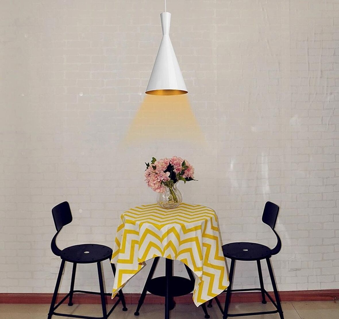 RİOLİGHT RETRO TEKLİ METAL SARKIT AVİZE