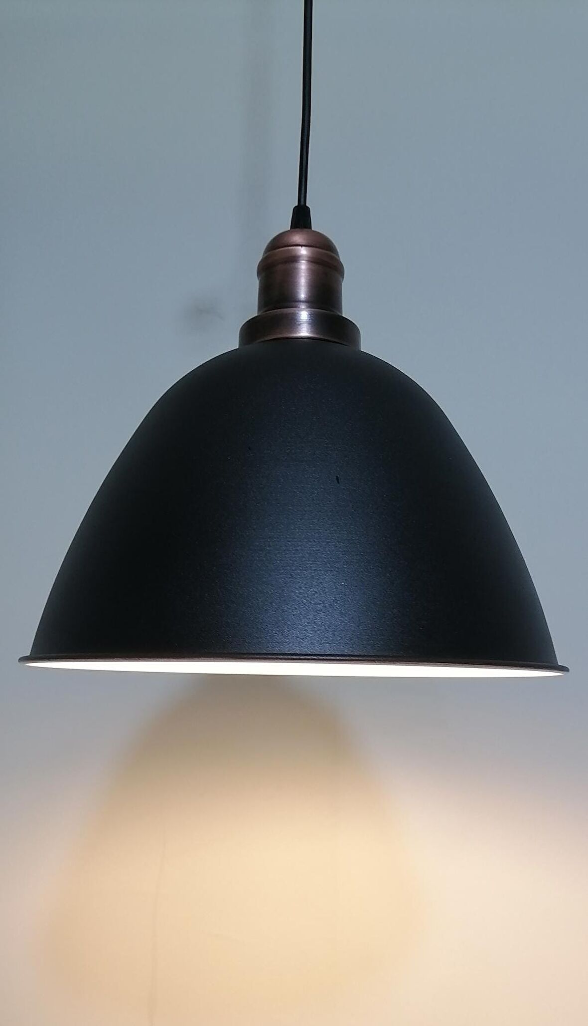 RİOLİGHT RETRO SİYAH İÇİ BEYAZ TEKLİ METAL SARKIT ÇAP: 28CM