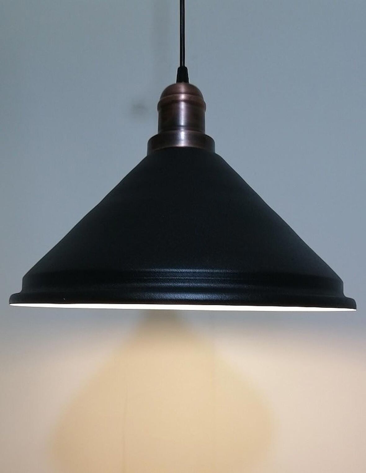 RİOLİGHT RETRO SİYAH İÇİ BEYAZ TEKLİ METAL SARKIT ÇAP: 33CM