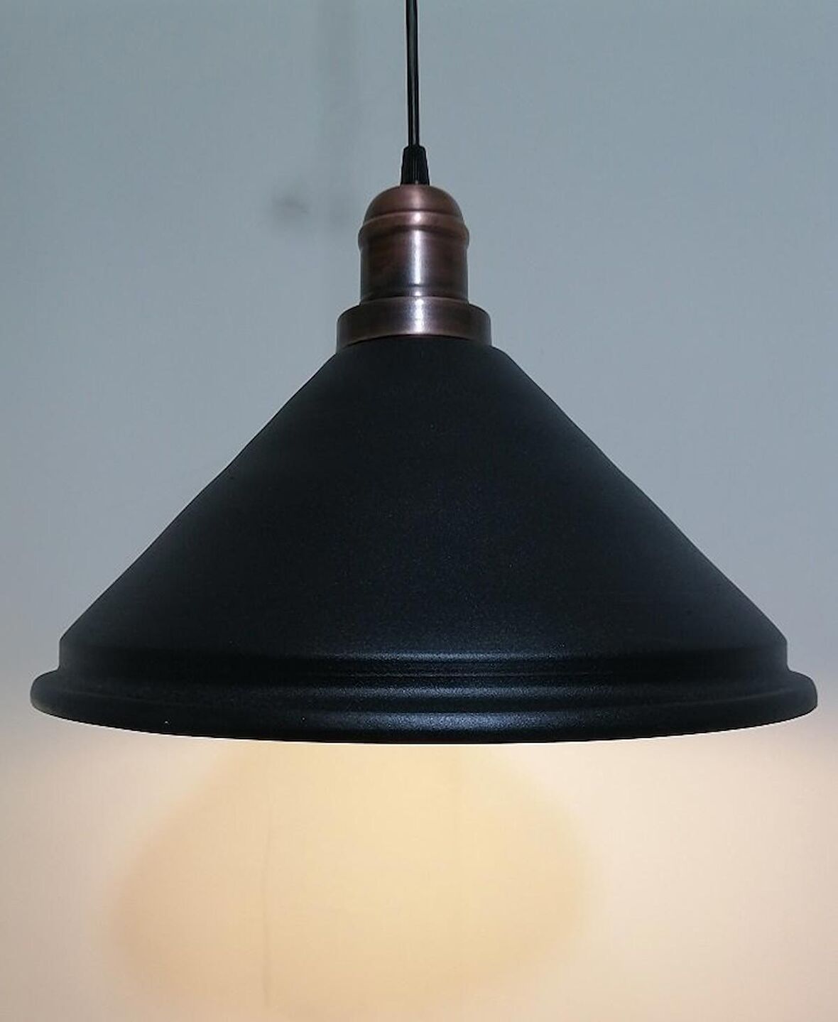 RİOLİGHT RETRO SİYAH İÇİ GOLD TEKLİ METAL SARKIT ÇAP: 33CM