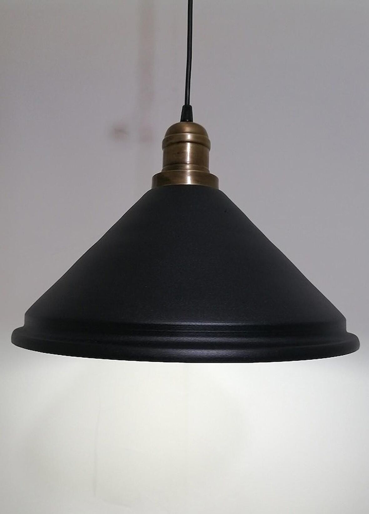 RİOLİGHT RETRO SİYAH İÇİ BEYAZ TEKLİ METAL SARKIT ÇAP: 33CM