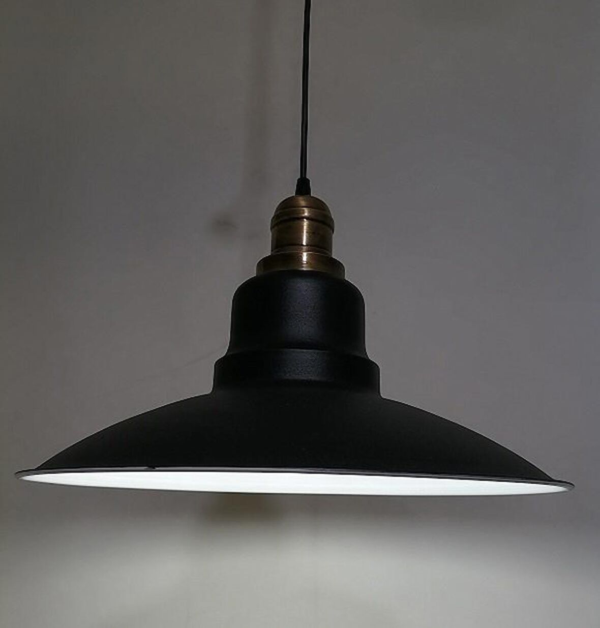 RİOLİGHT RETRO  SİYAH İÇİ BEYAZ TEKLİ METAL SARKIT ÇAP: 37CM