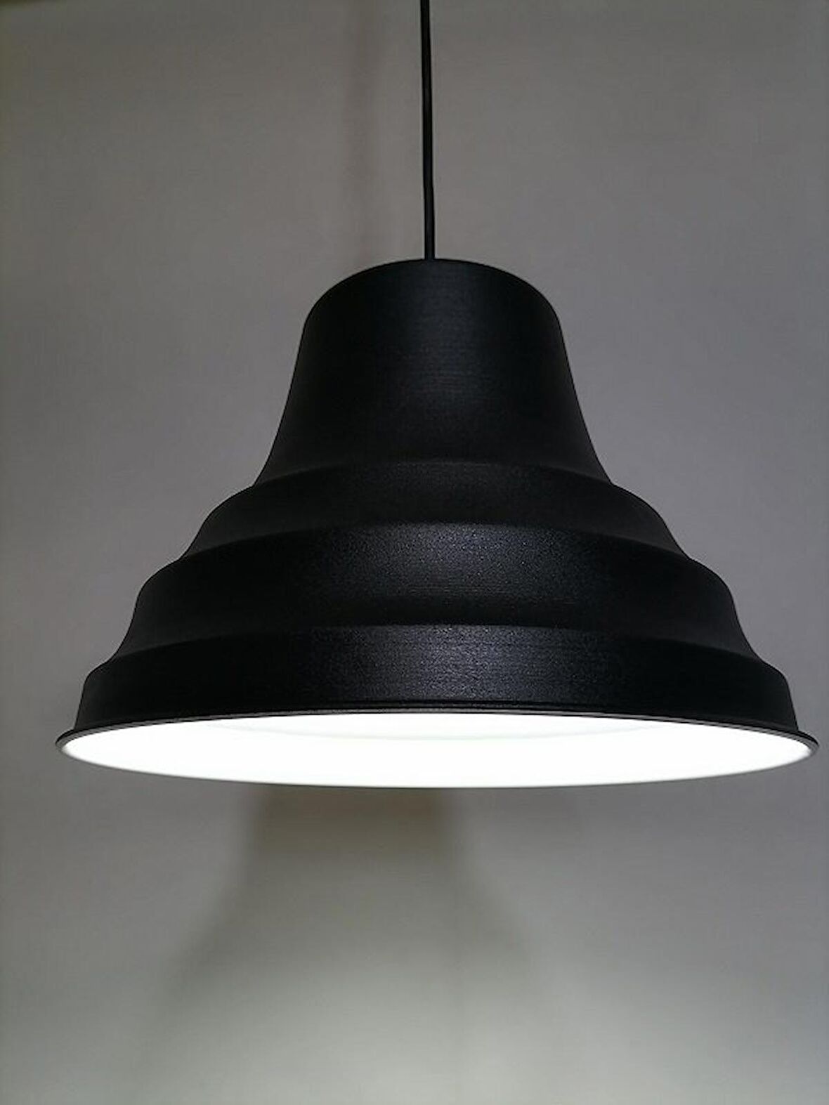 RİOLİGHT RETRO SİYAH İÇİ BEYAZ TEKLİ METAL SARKIT ÇAP: 27CM