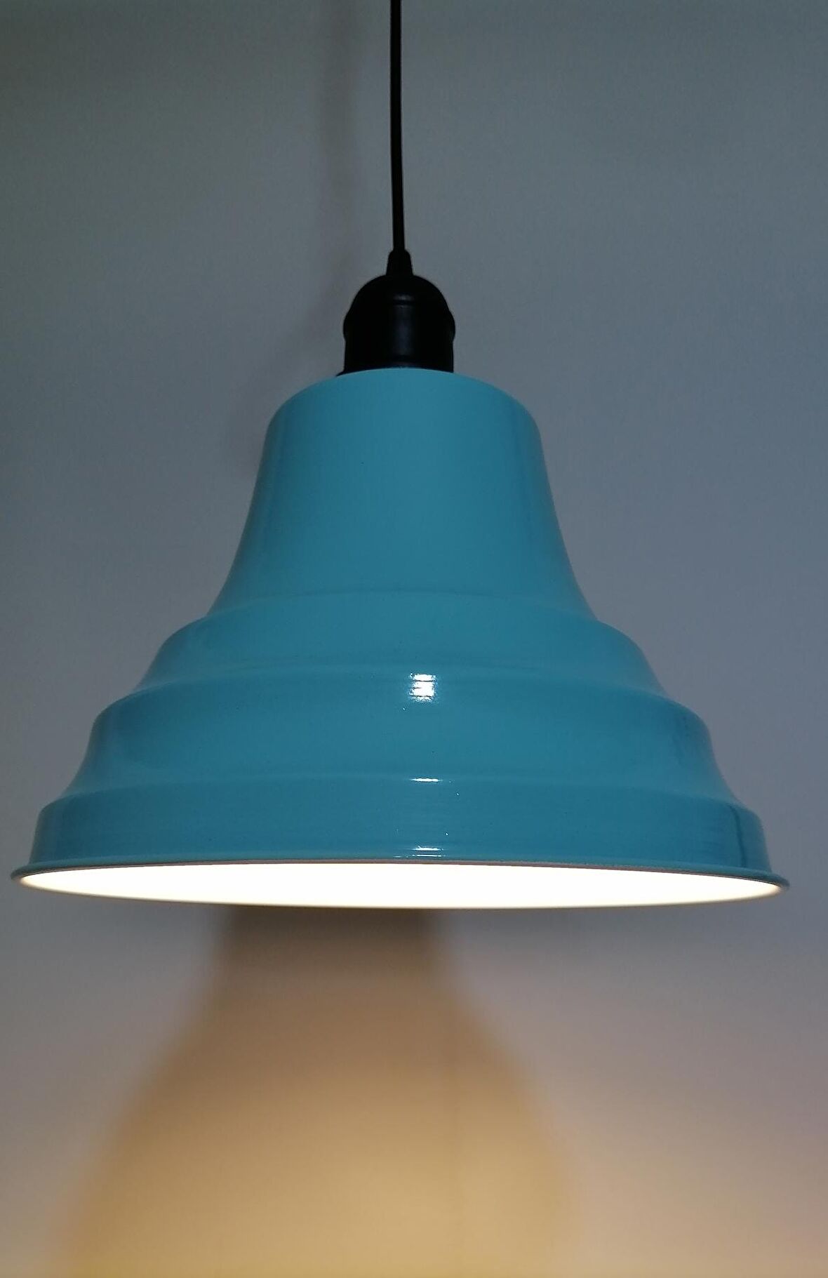 RİOLİGHT RETRO TURKUAZ İÇİ BEYAZ TEKLİ METAL SARKIT ÇAP:27CM