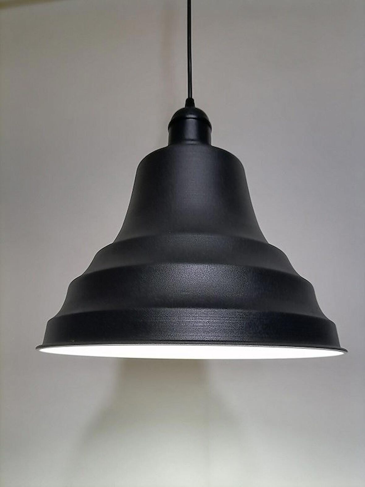 RİOLİGHT RETRO SİYAH İÇİ BEYAZ TEKLİ METAL SARKIT ÇAP: 27CM