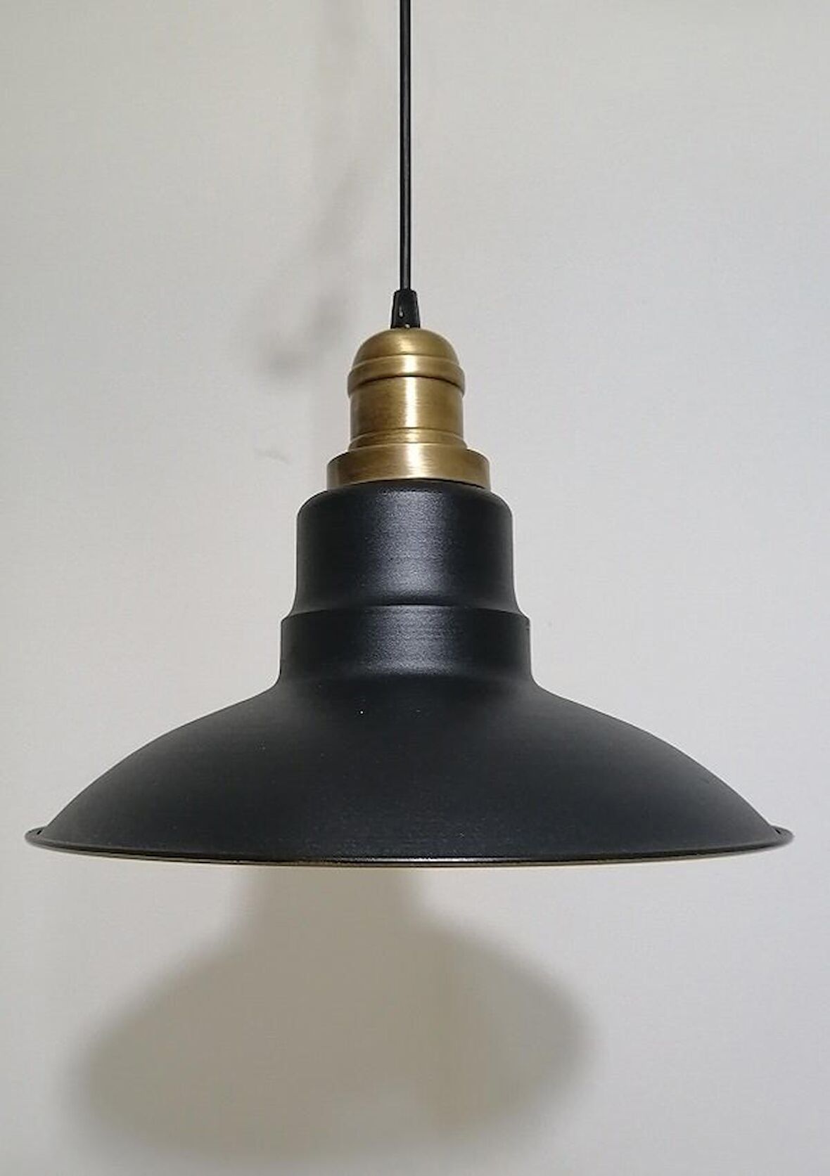 RİOLİGHT RETRO SİYAH İÇİ GOLD TEKLİ METAL SARKIT ÇAP: 30CM