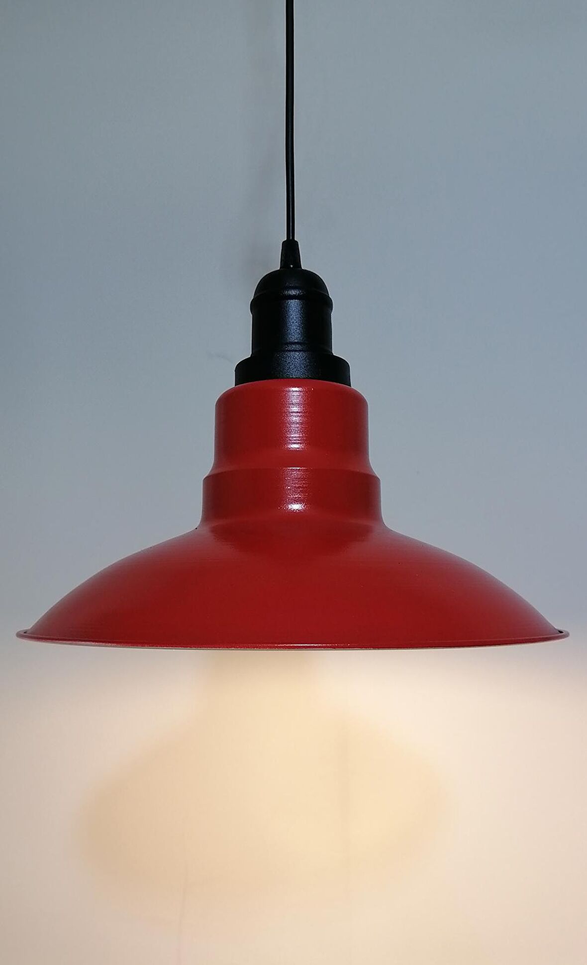 RİOLİGHT RETRO KIRMIZI İÇİ GOLD TEKLİ METAL SARKIT ÇAP:30CM