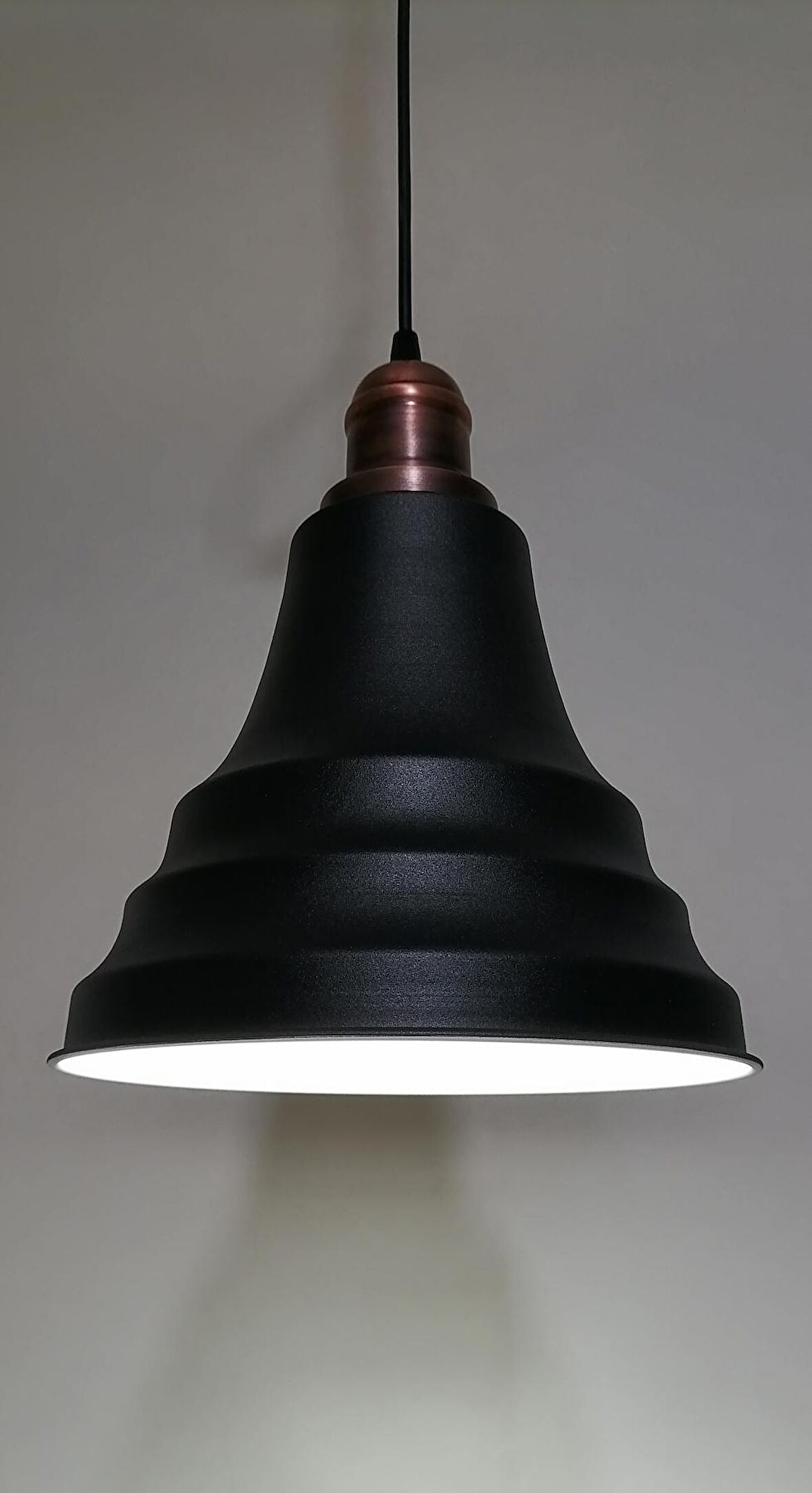 RİOLİGHT RETRO SİYAH İÇİ BEYAZ TEKLİ METAL SARKIT ÇAP:23CM