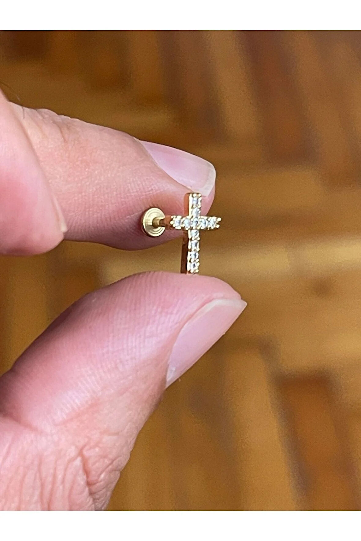 316 Cerrahi Çelik Tragus Helix Kıkırdak Conch Minimal Taşlı Haç Piercing