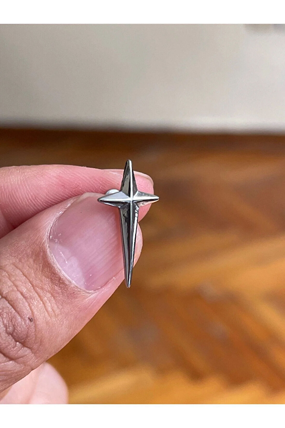 316 Cerrahi Çelik Helix Kıkırdak Conch Minimal Baget Taşlı Haç Piercing