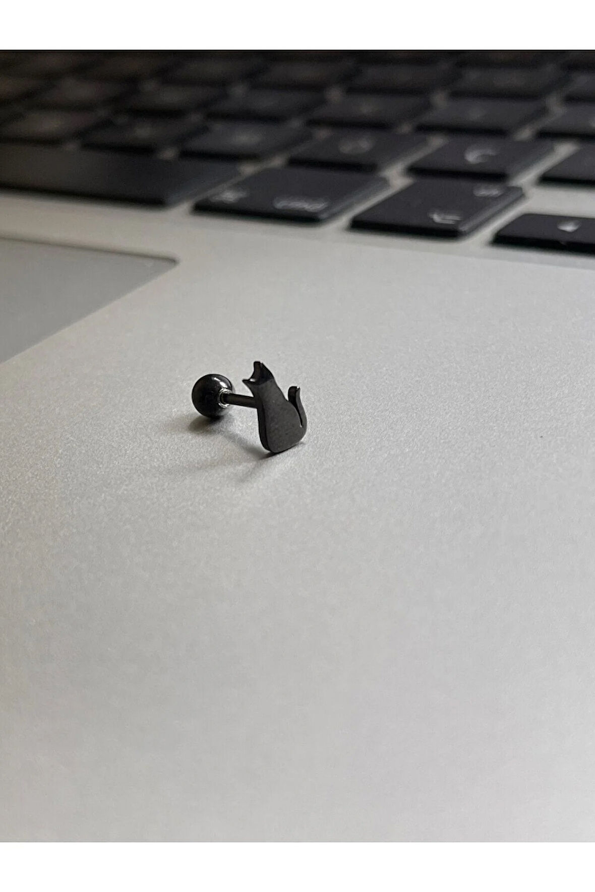 Cerrahi Çelik Tragus Helix Kıkırdak Conch Minimal Kedili Piercing