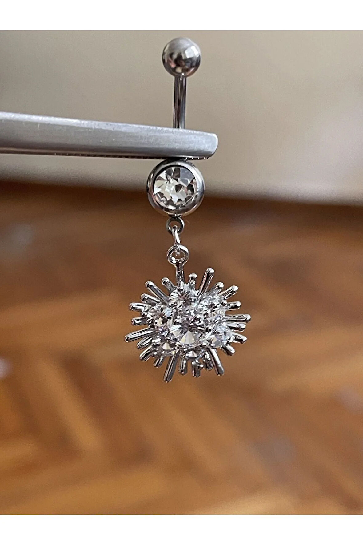 316 L Cerrahi Çelik Zirkon Taşlı Sallantılı Model Göbek Piercingi