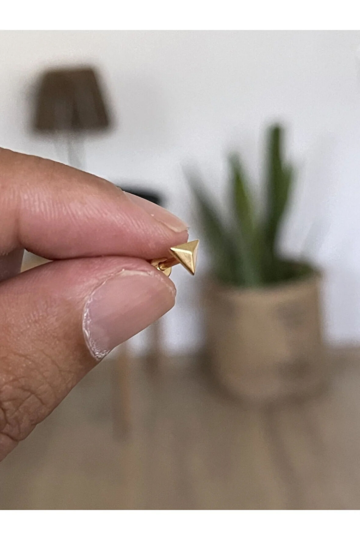 Şık Cerrahi Çelik Dudak Tragus Helix Kıkırdak Conch Minimal Üçgen Piercing