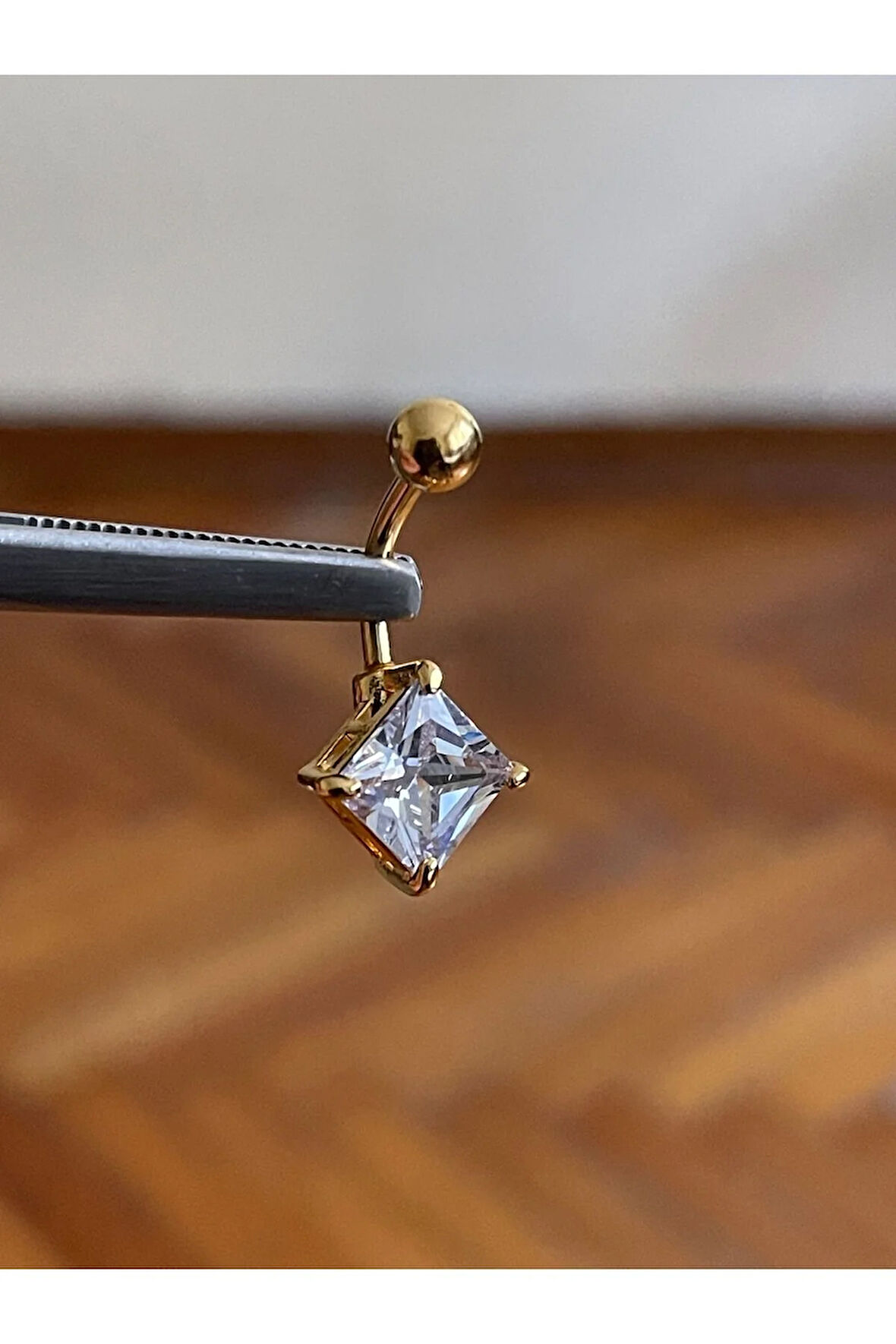 316 L Cerrahi Çelik Büyük Elmas Model Göbek Piercingi Kare Elmas Model Göbek Piecingi