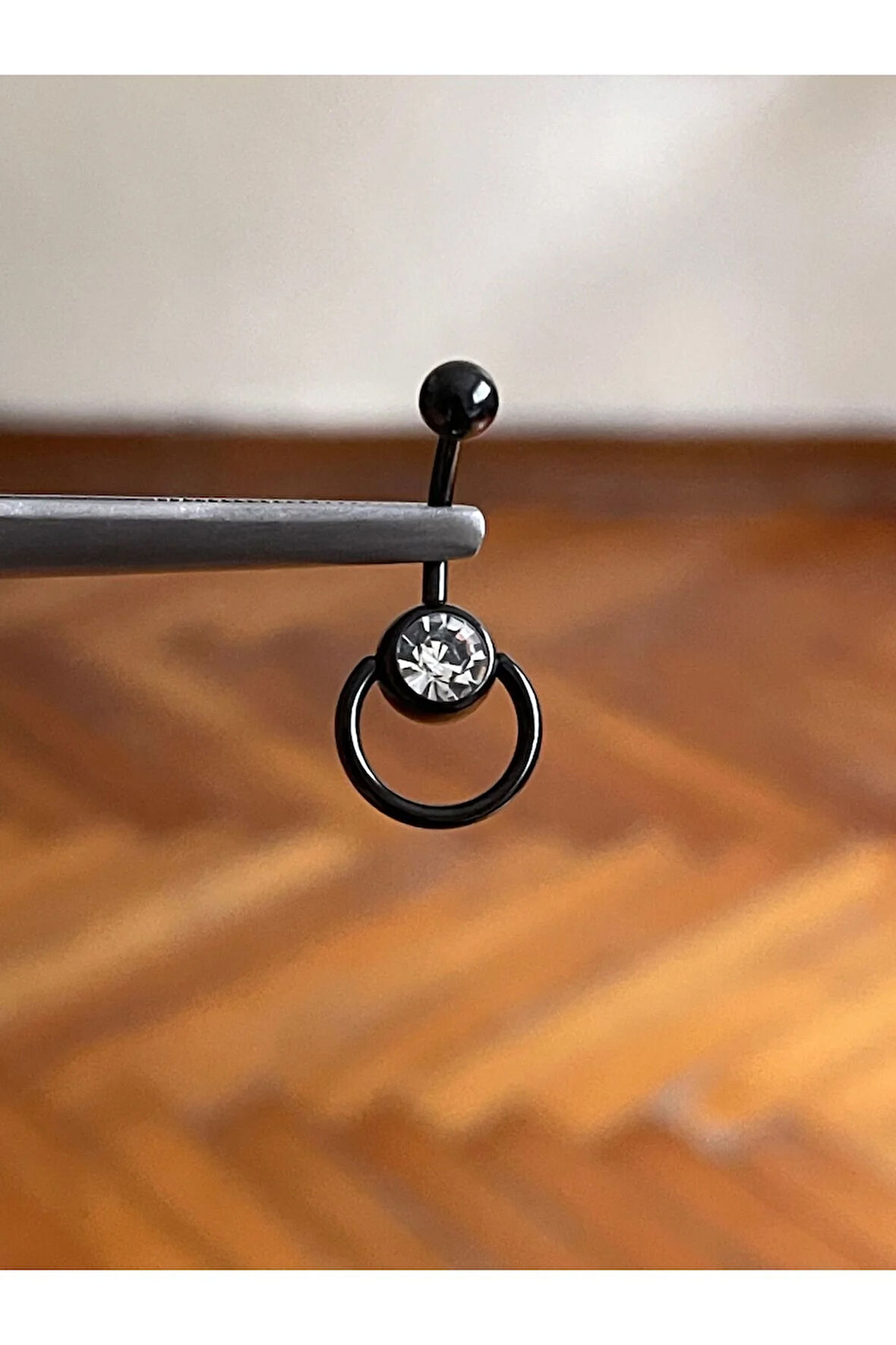 316 L Cerrahi Çelik Halka Detaylı Taşlı Göbek Piercingi