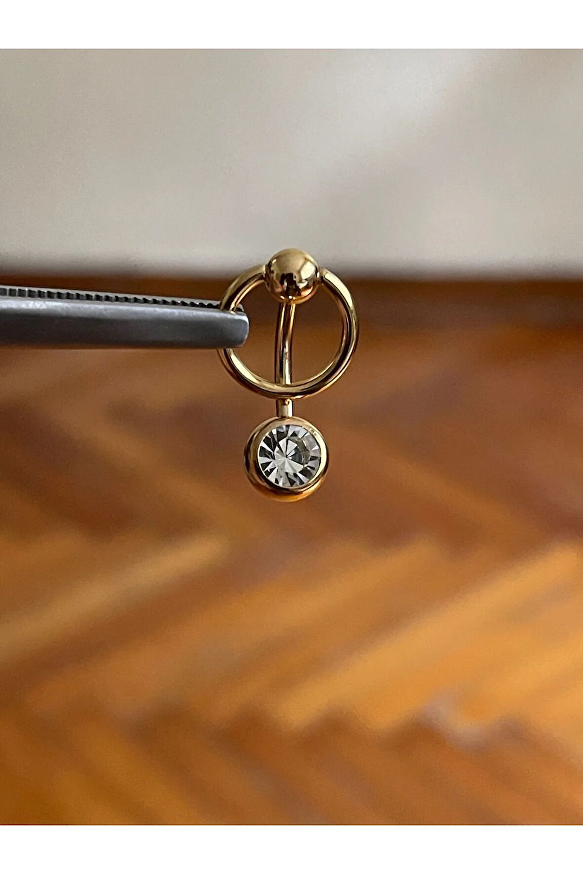 316 L Cerrahi Çelik Halka Detaylı Taşlı Göbek Piercingi