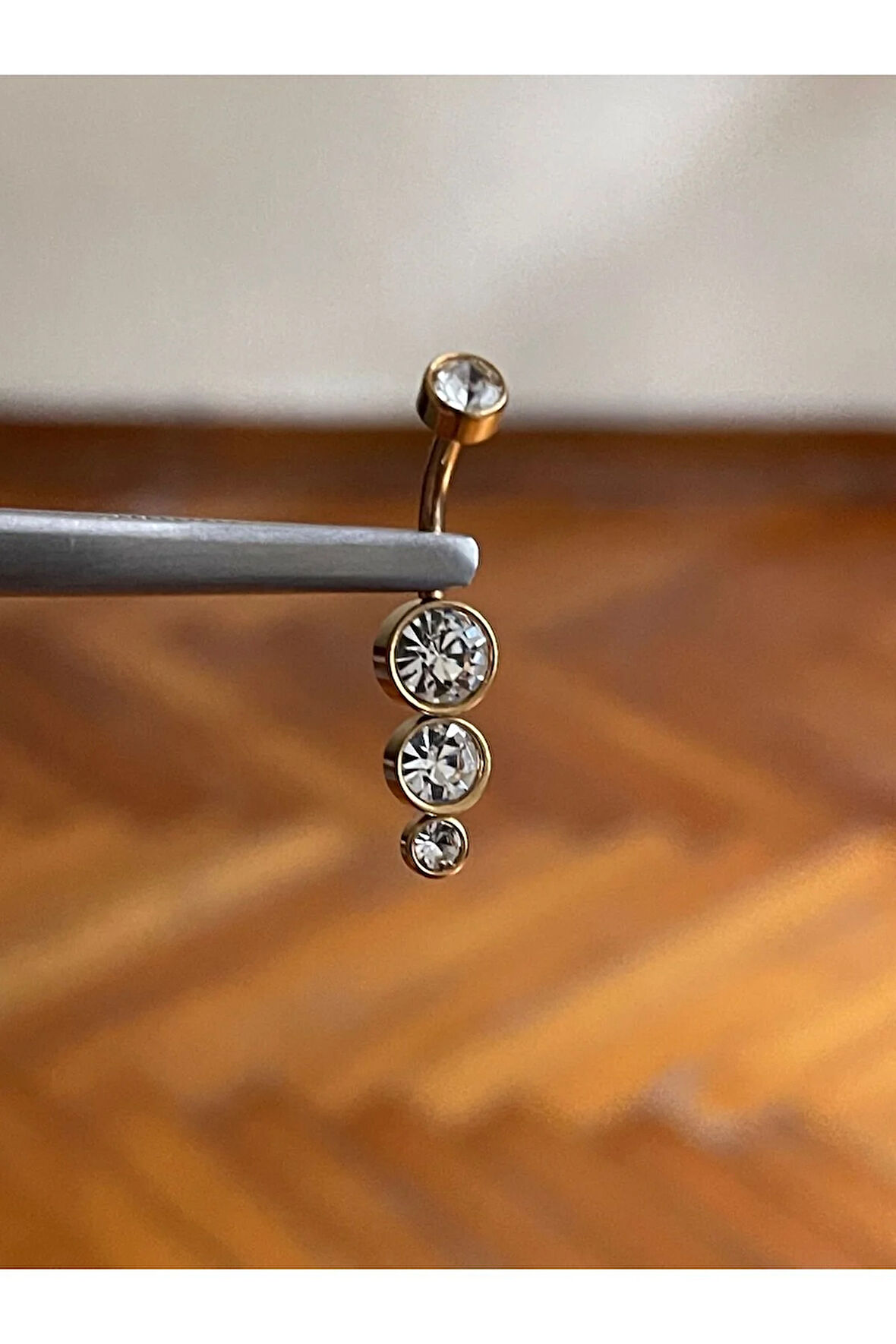 316 L Cerrahi Çelik 3 Taşlı Göbek Piercingi Taşlı Göbek Piercingi