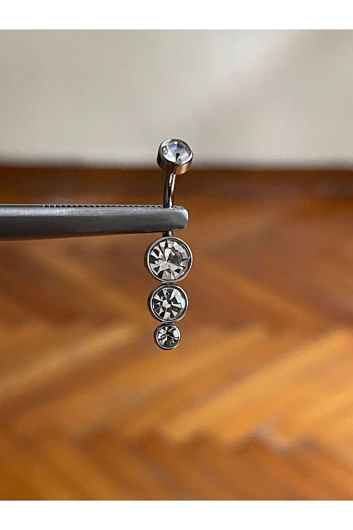 316 L Cerrahi Çelik 3 Taşlı Göbek Piercingi Taşlı Göbek Piercingi