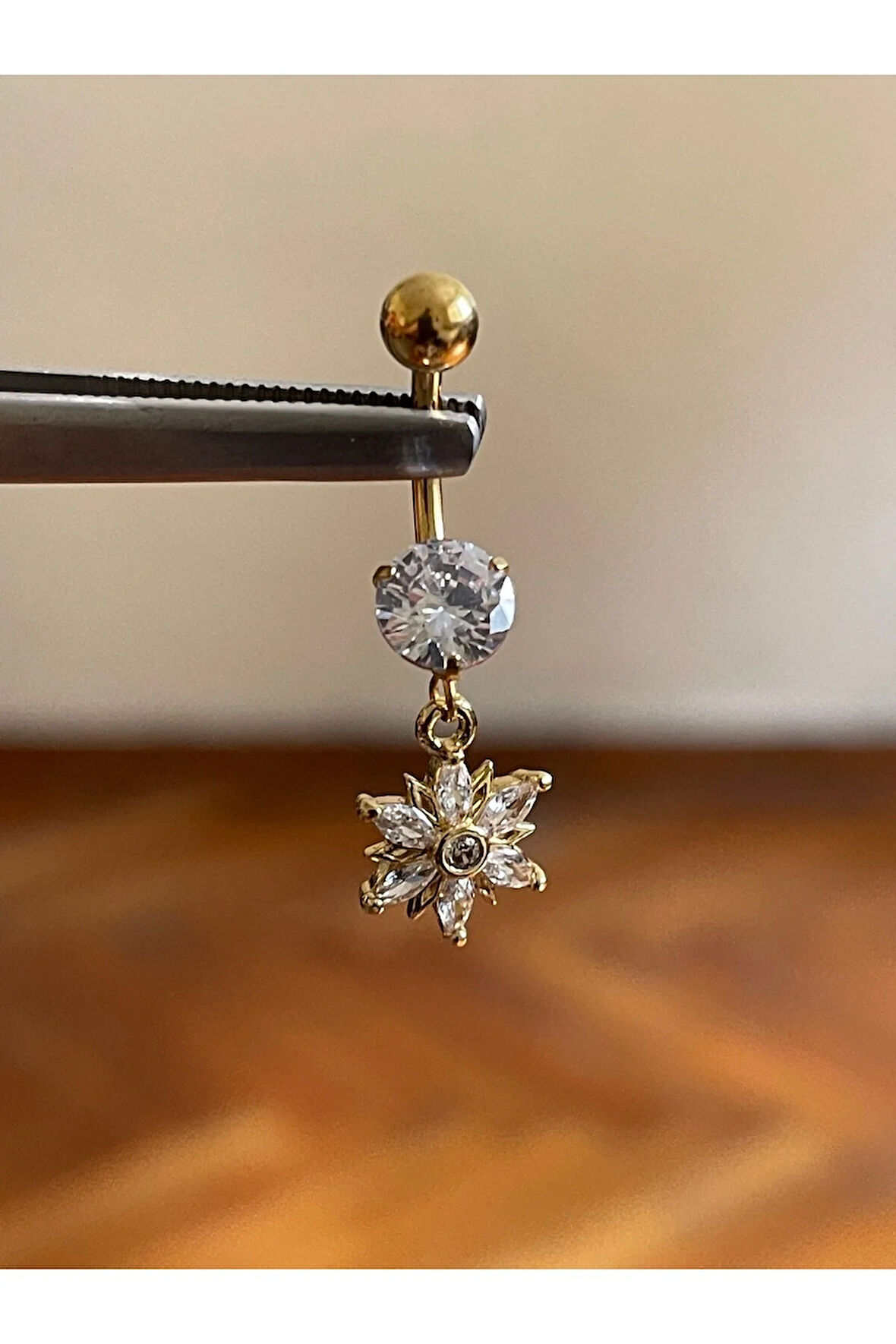 316 L Cerrahi Çelik Baget Taşlı Kasımpatı Göbek Piercingİ Baget Taşlı Çiçek Piercing