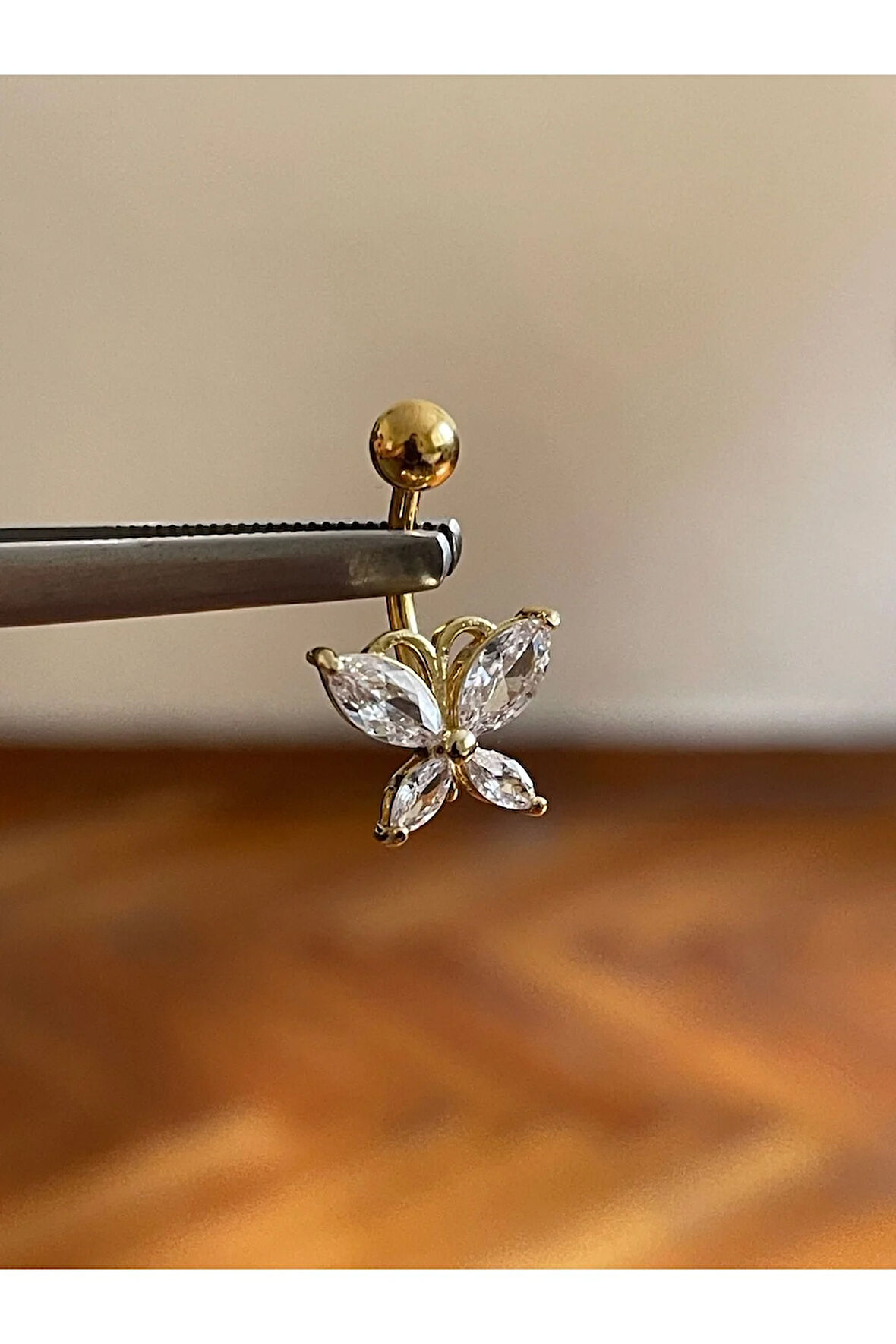 316 L Cerrahi Çelik Baget Taşlı Kelebek Göbek Piercingİ Baget Taşlı Kelebek Piercing