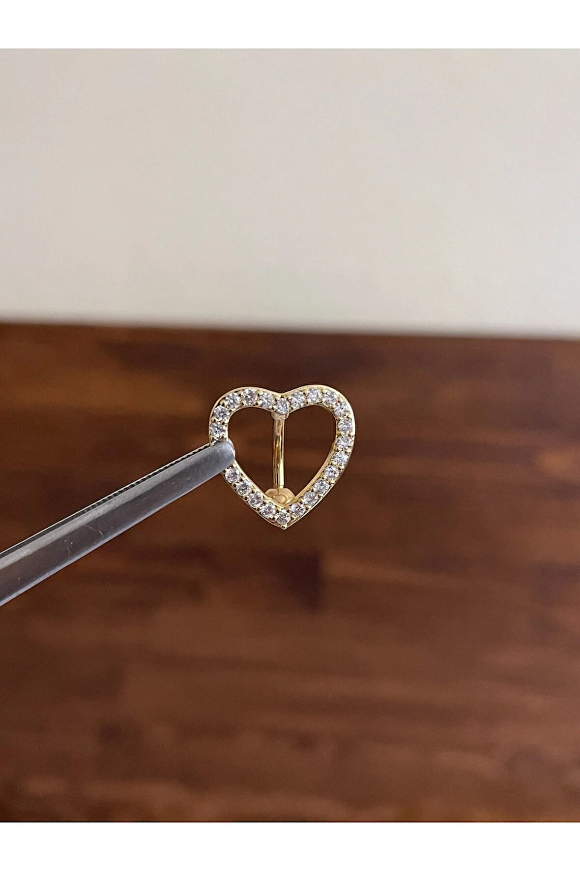 316 L Cerrahi Çelik Göbek Piercingi Kalpli Pırlanta Model Göbek Piecingi