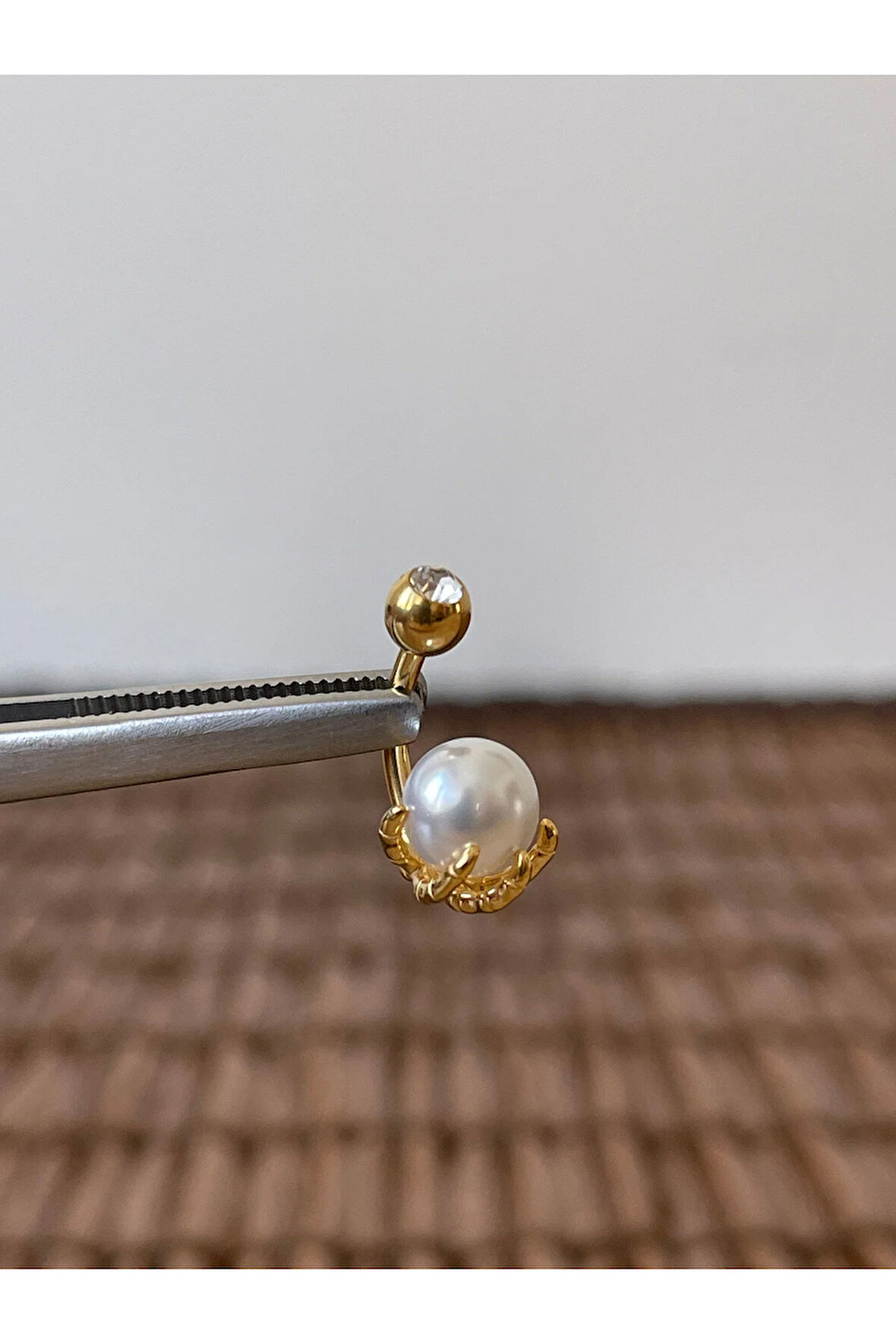 316 L Cerrahi Çelik Anti Alerjik 10 mm İncili Pençe Model Göbek Piercingi