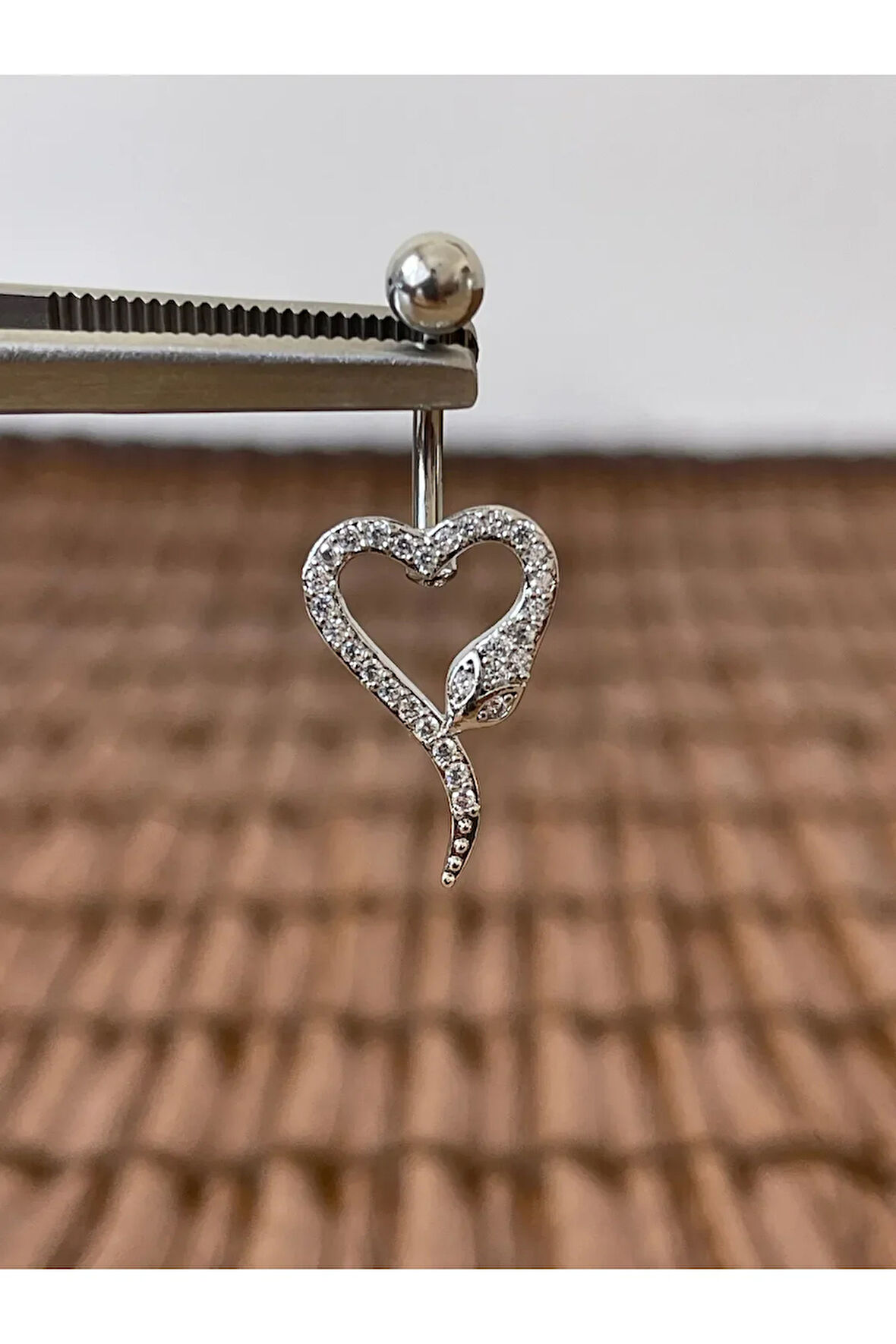 316 L Cerrahi Çelik Anti Alerjik 10 mm Zirkon Taş Yılan Model Göbek Piercingi