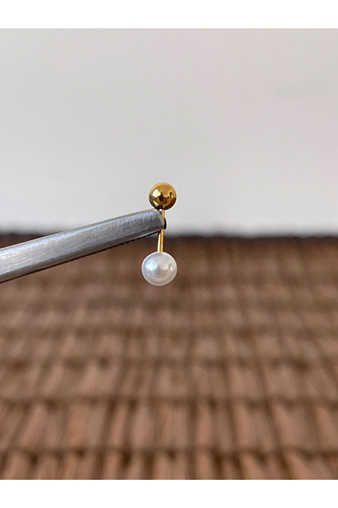 316 L Cerrahi Çelik Anti Alerjik 8 mm İncili Kıkırdak Helix Tragus Piercingi