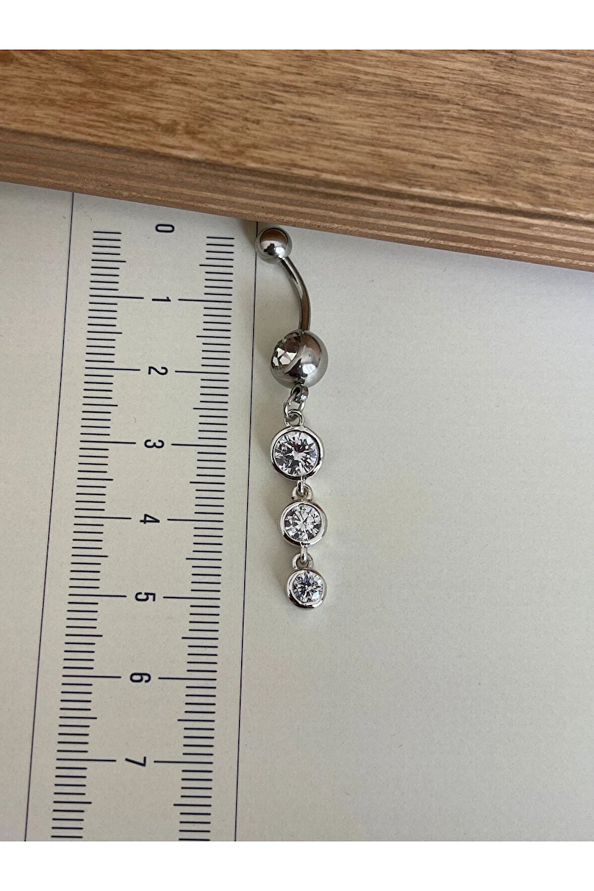 316 L Cerrahi Çelik Standart 10 mm Baget Taşlı Sallantılı Yuvarlak Model Göbek Piercingi