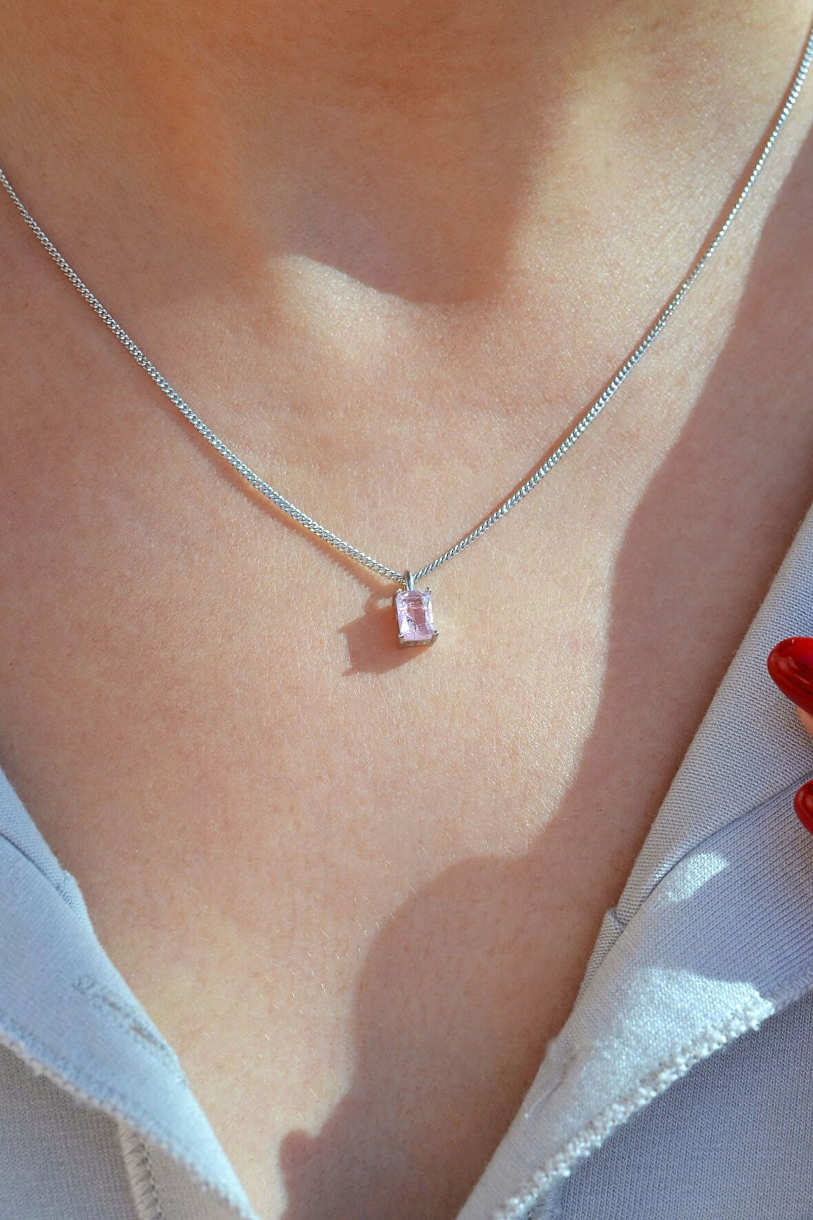 Pembe Baget Taşlı Tektaş Kolye Gümüş Renk