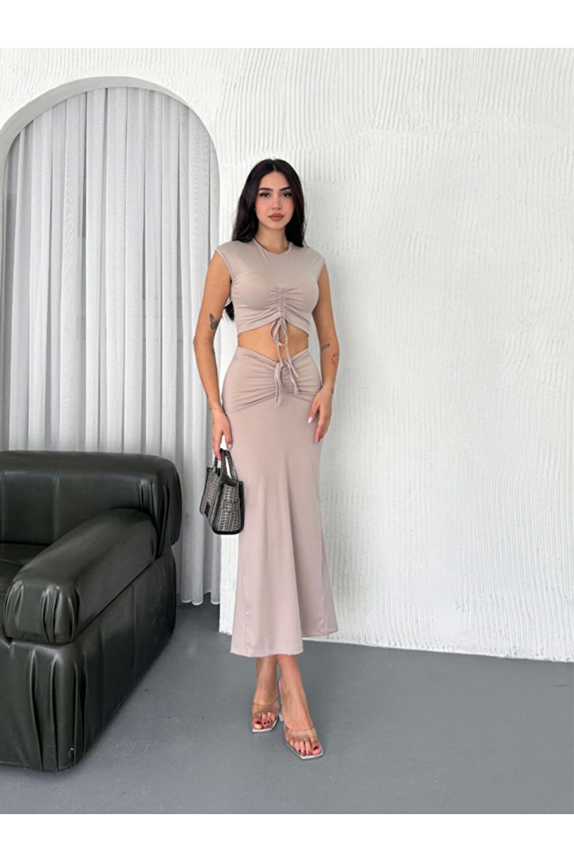 Osy Modal Yumuşak Dokulu Kumaş Büzgülü Crop Etek Takım -Bej