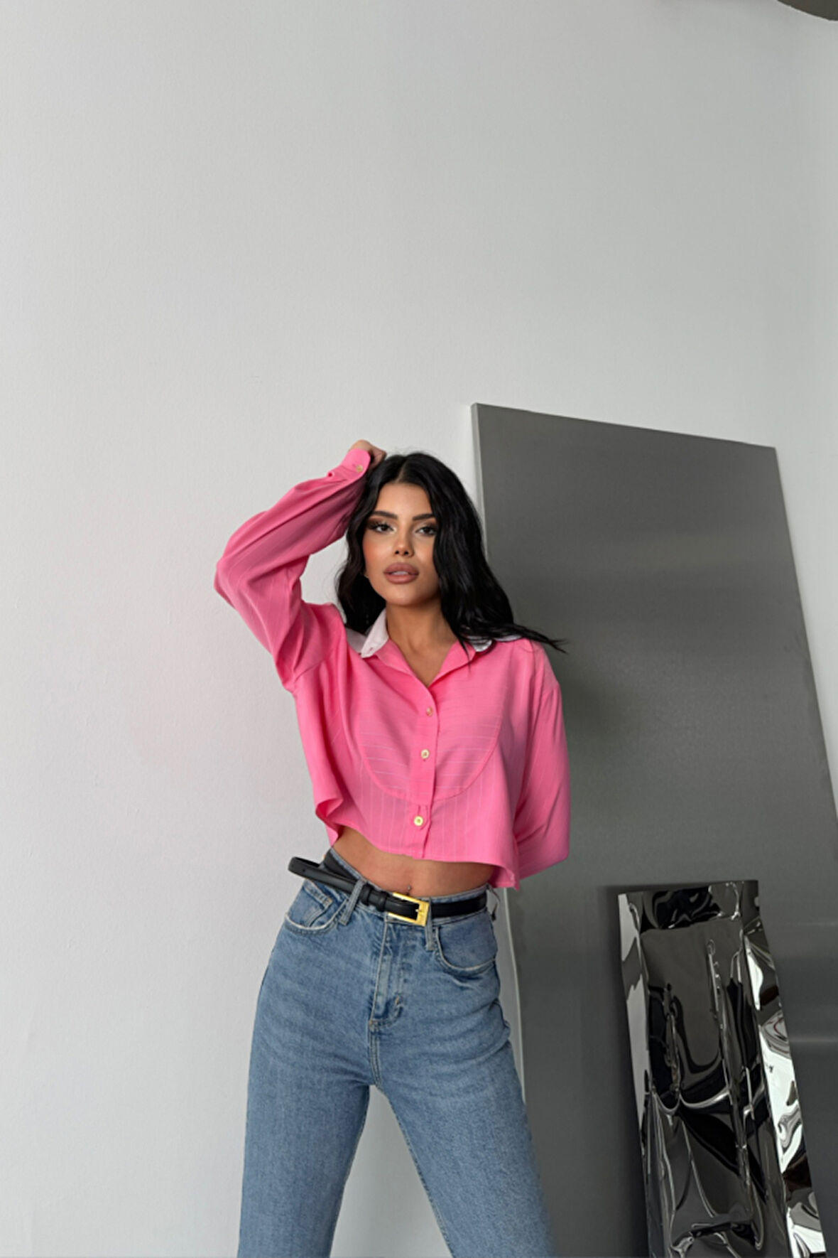 CROP GÖMLEK BEYAZ YAKA VE ETİKET DETAYLI - Pembe